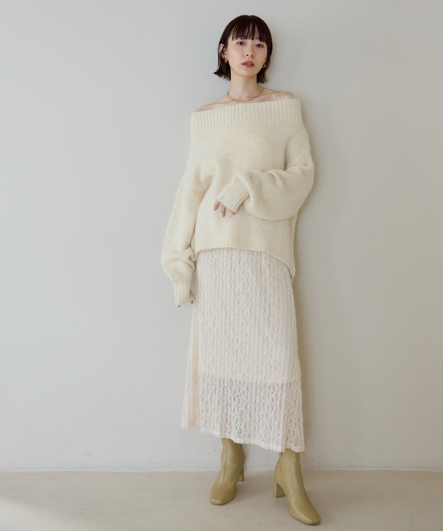 model：H166　着用サイズ：F