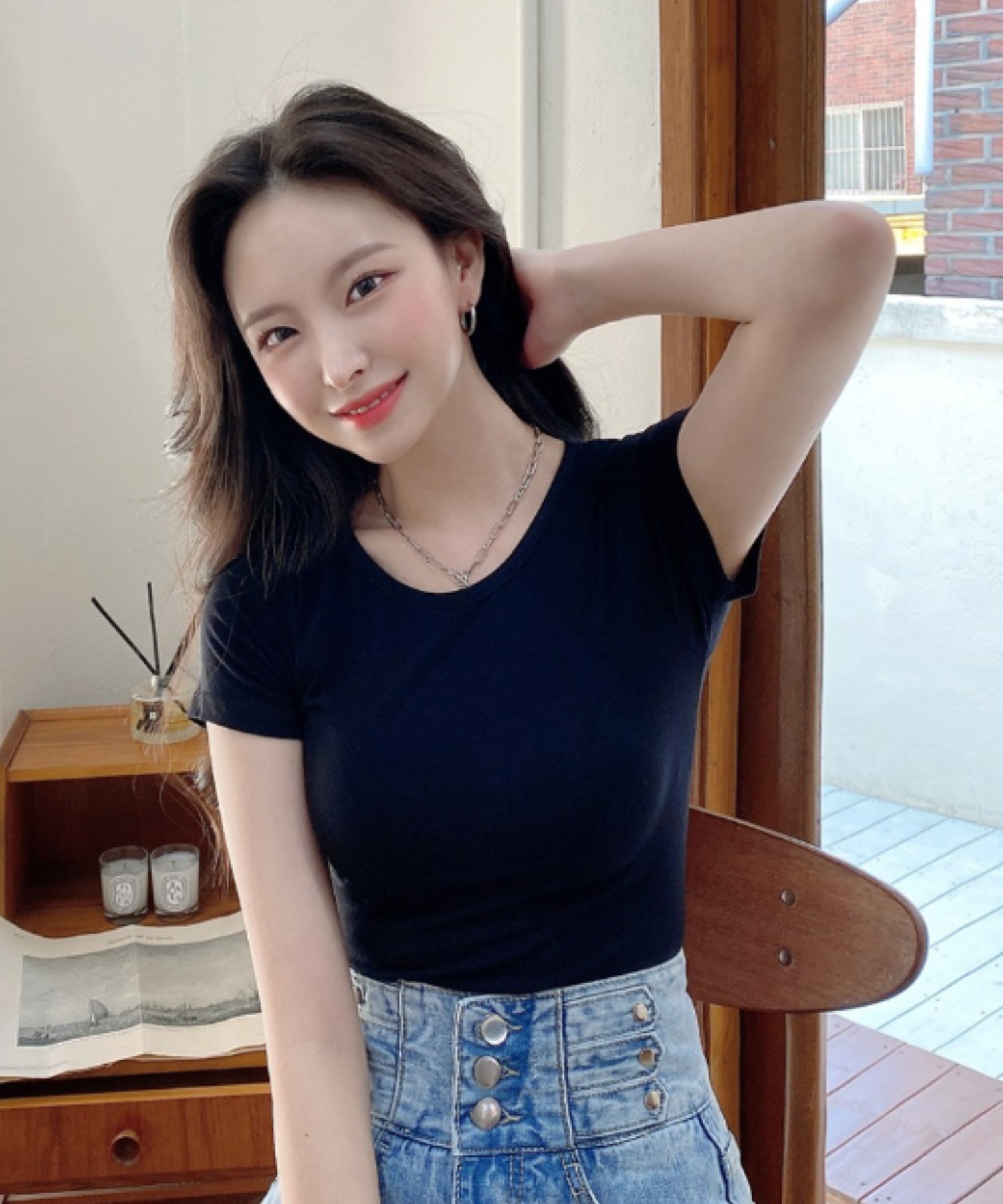 TOEASY/トゥイージー』Daily U-neck crop Short-Sleeved T-Shirt