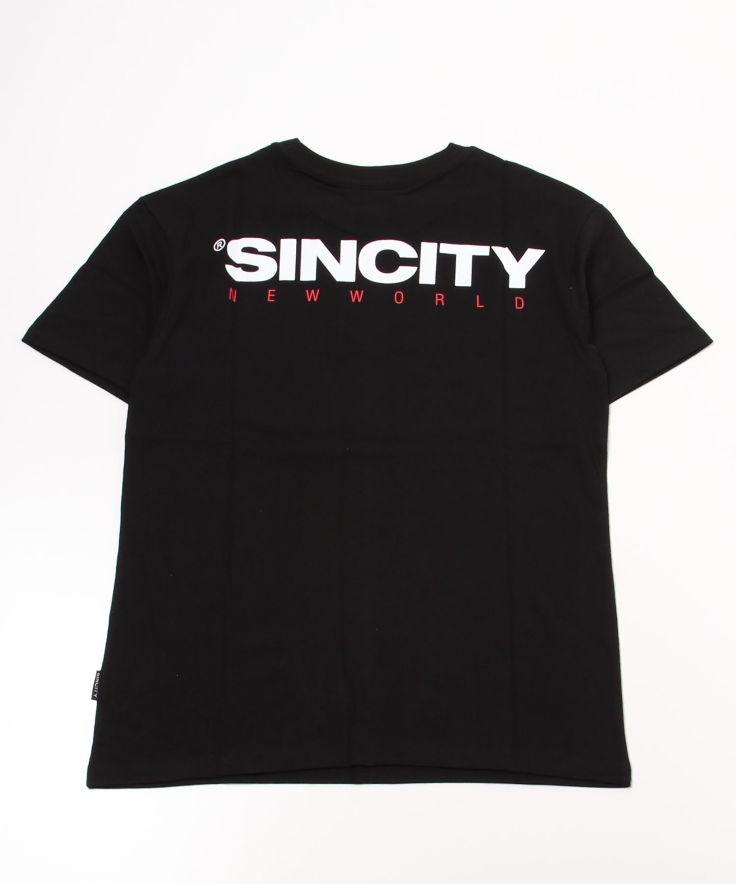 A'GEM/9 × .kom『SINCITY/シンシティ』NEW WORLD RED LOGO T-SHIRT 