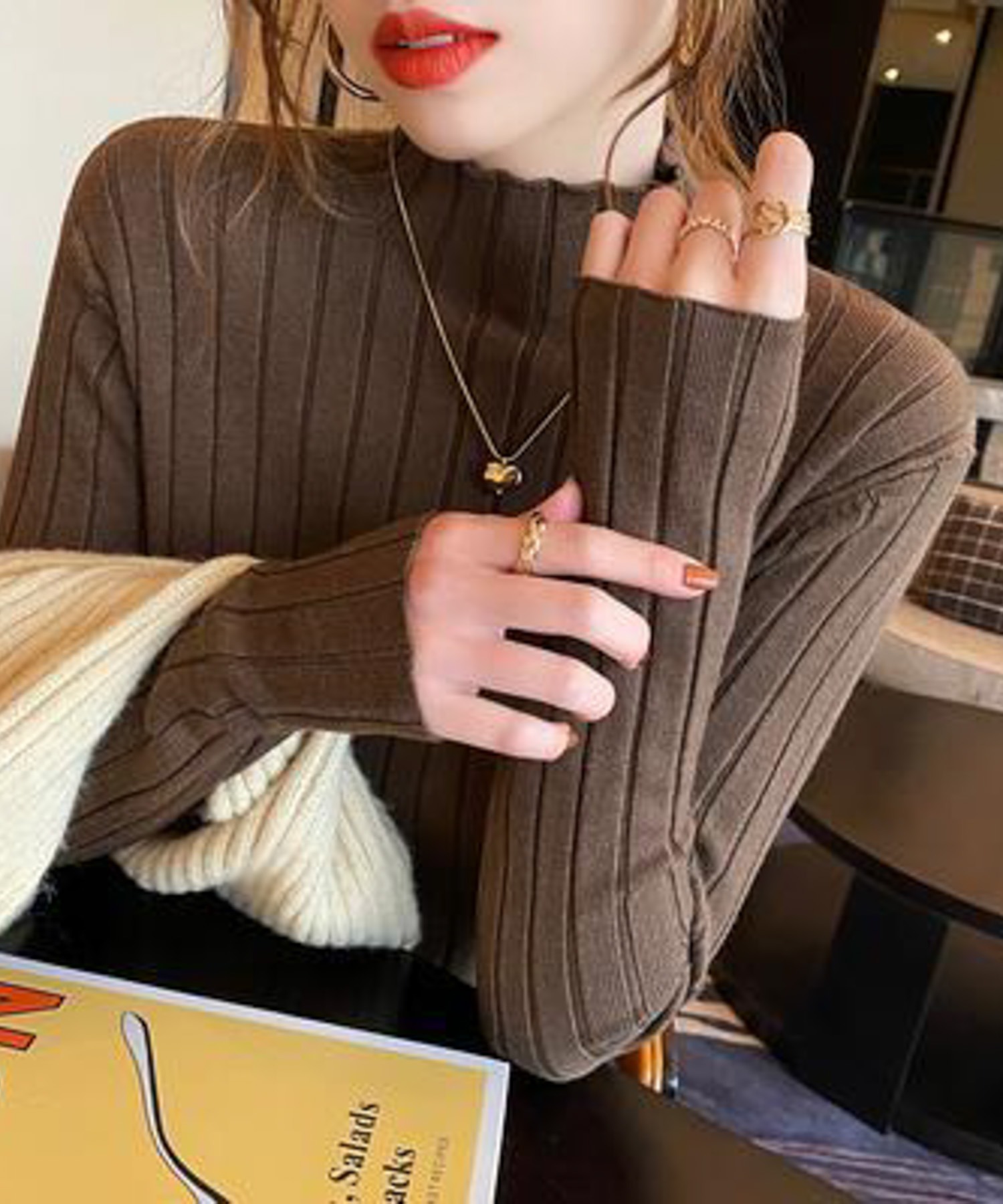 Lilamusant — полосатый хай‑neck rib‑top pull‑over (пуловер)