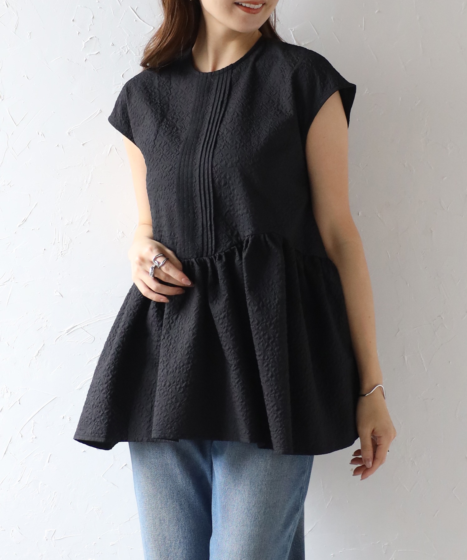 model：H160 着用サイズ：FREE