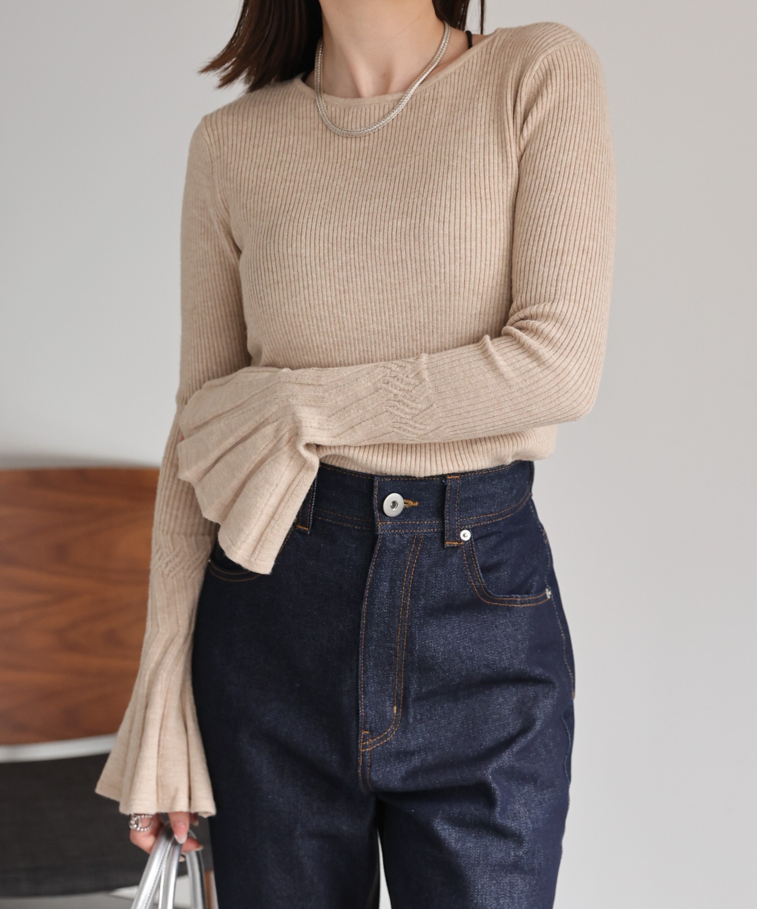 model：162cm 着用サイズ：F