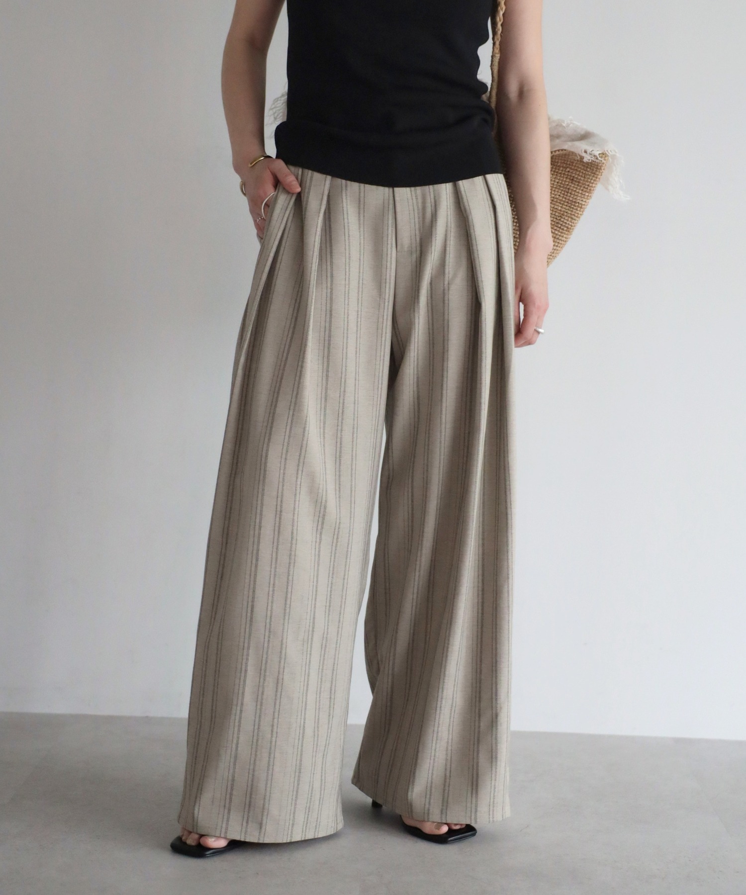 model:H158 着用サイズ:FREE