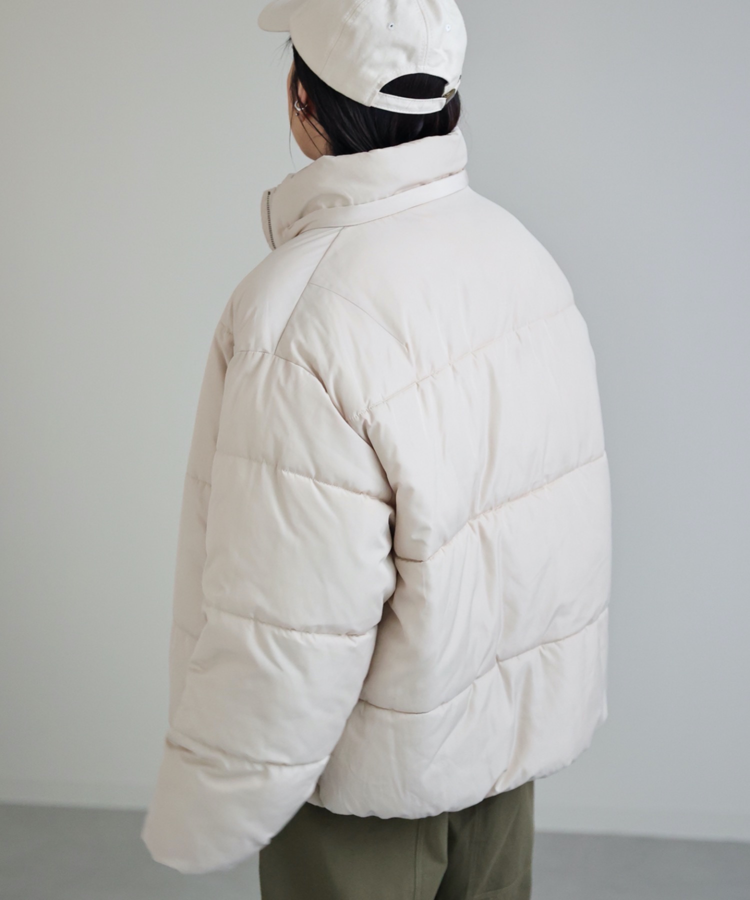 model:156cm  着用サイズ:FREE　スタンド仕様バージョン