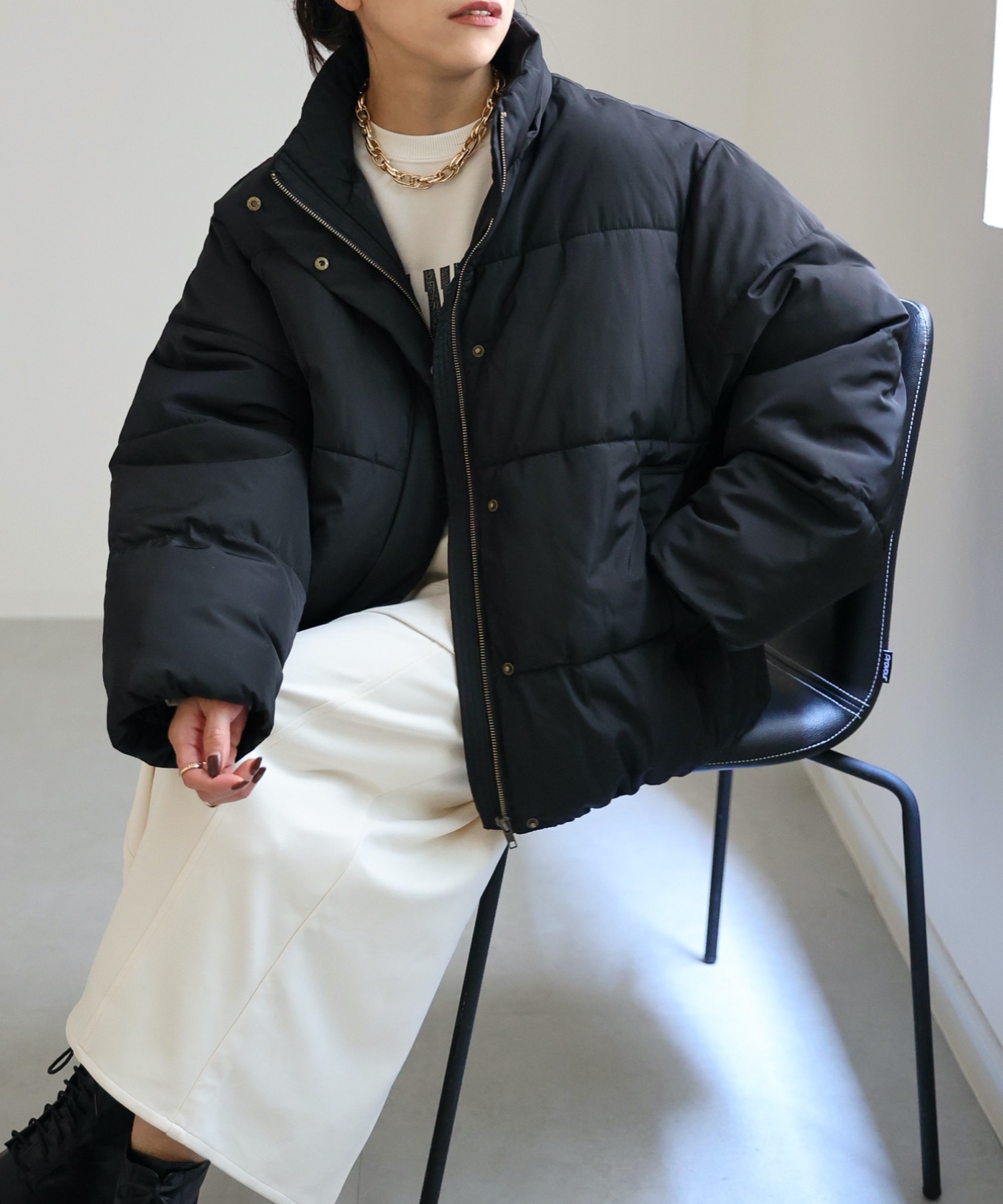 model:156cm  着用サイズ:FREE　スタンド仕様バージョン