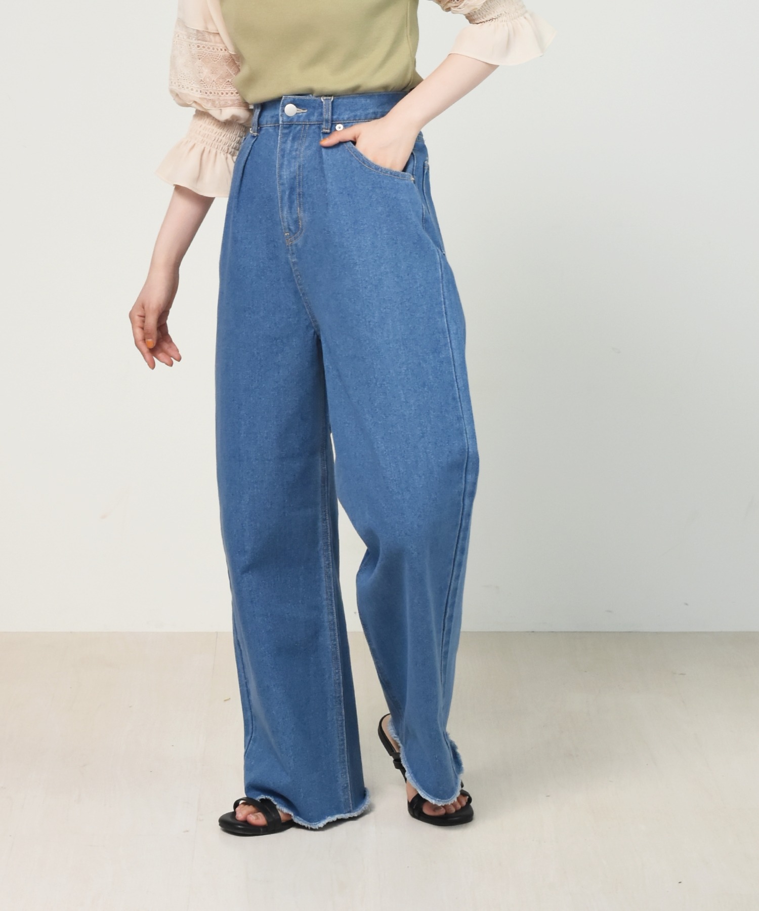 真剣に スクレーパー クラウン レトロ ガール ワイド パンツ すすり泣き 十分ではない 変換する