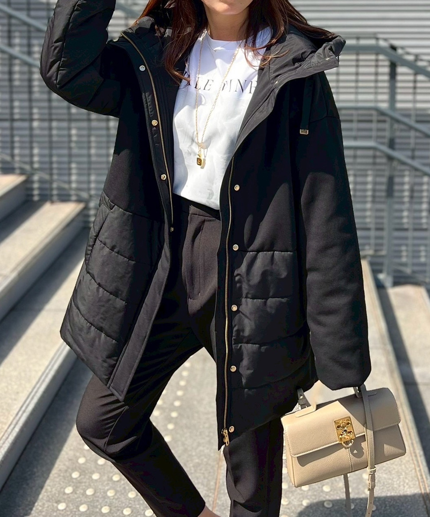 美品☆ESCADA☆サイド編み上げロングコート ダブルボタンブラック エレナ ドーソン ハイネックダスターコート ロング | HUES 福岡