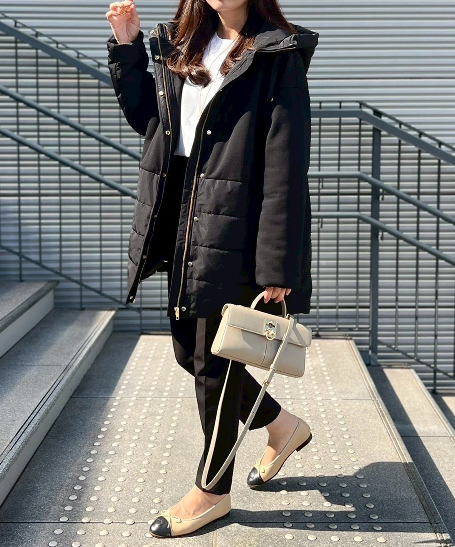 ダンボールドッキングスタンドフーディ―コート Emma Taylor│STYLEDOOR