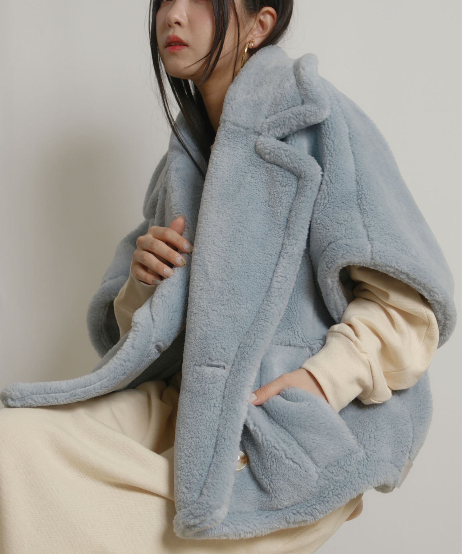 ボアポンチョコート Palm Riche│Eimee Law & LHELBIE 公式オンライン