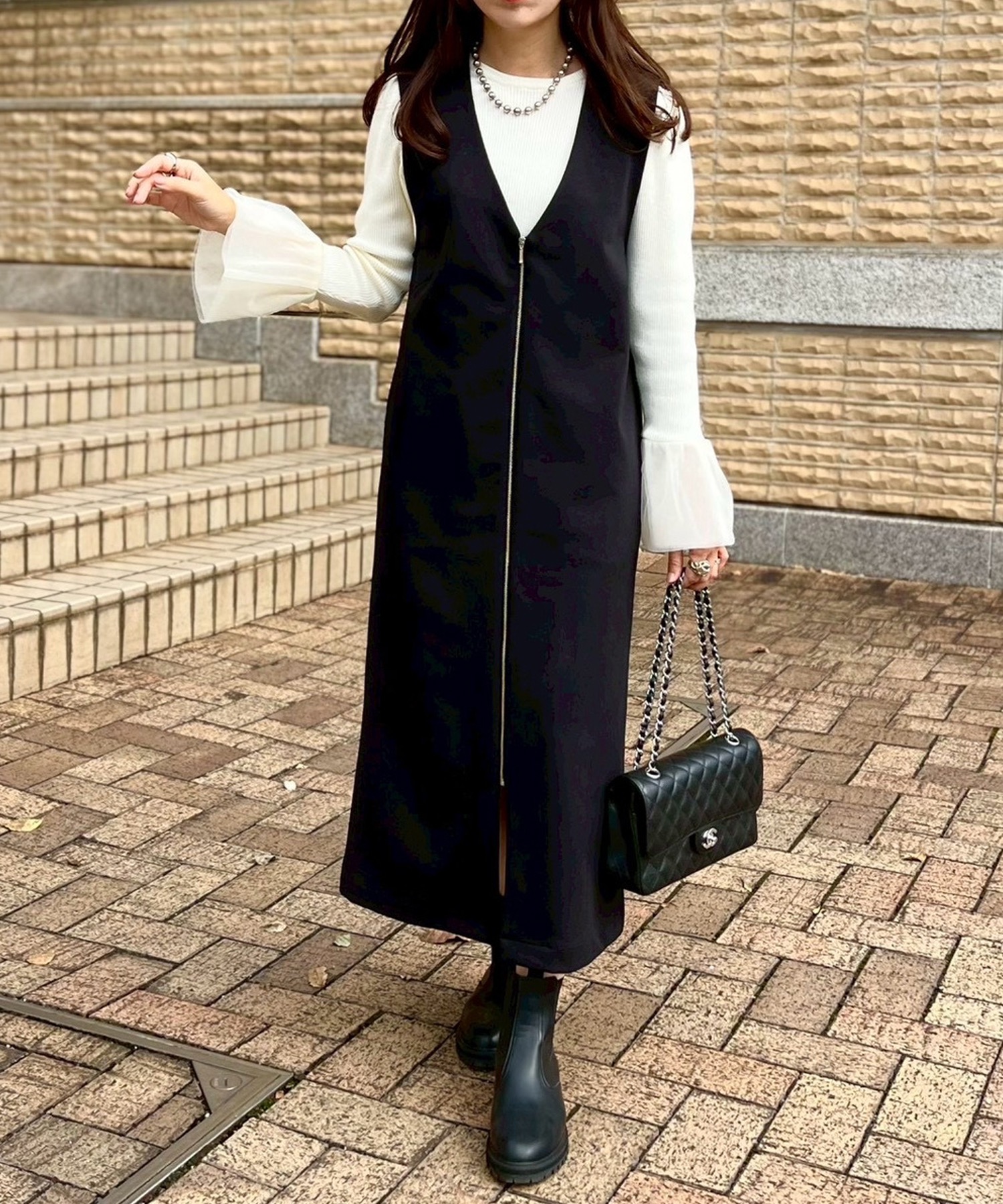 ☆SaturdayClub☆ アシンメトリージップフロント ワンピース ライトダンボールフロントジップワンピース eM│STYLEDOOR