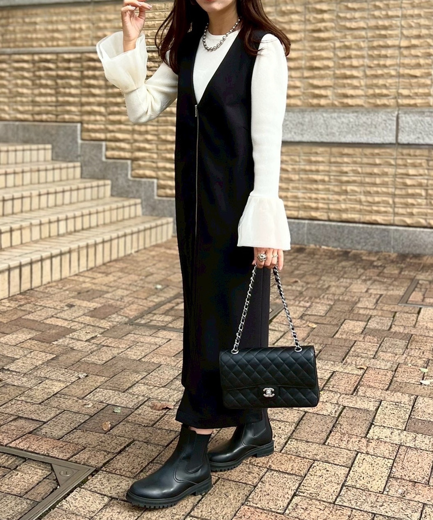 ライトダンボールフロントジップワンピース eM│STYLEDOOR スタイルドア