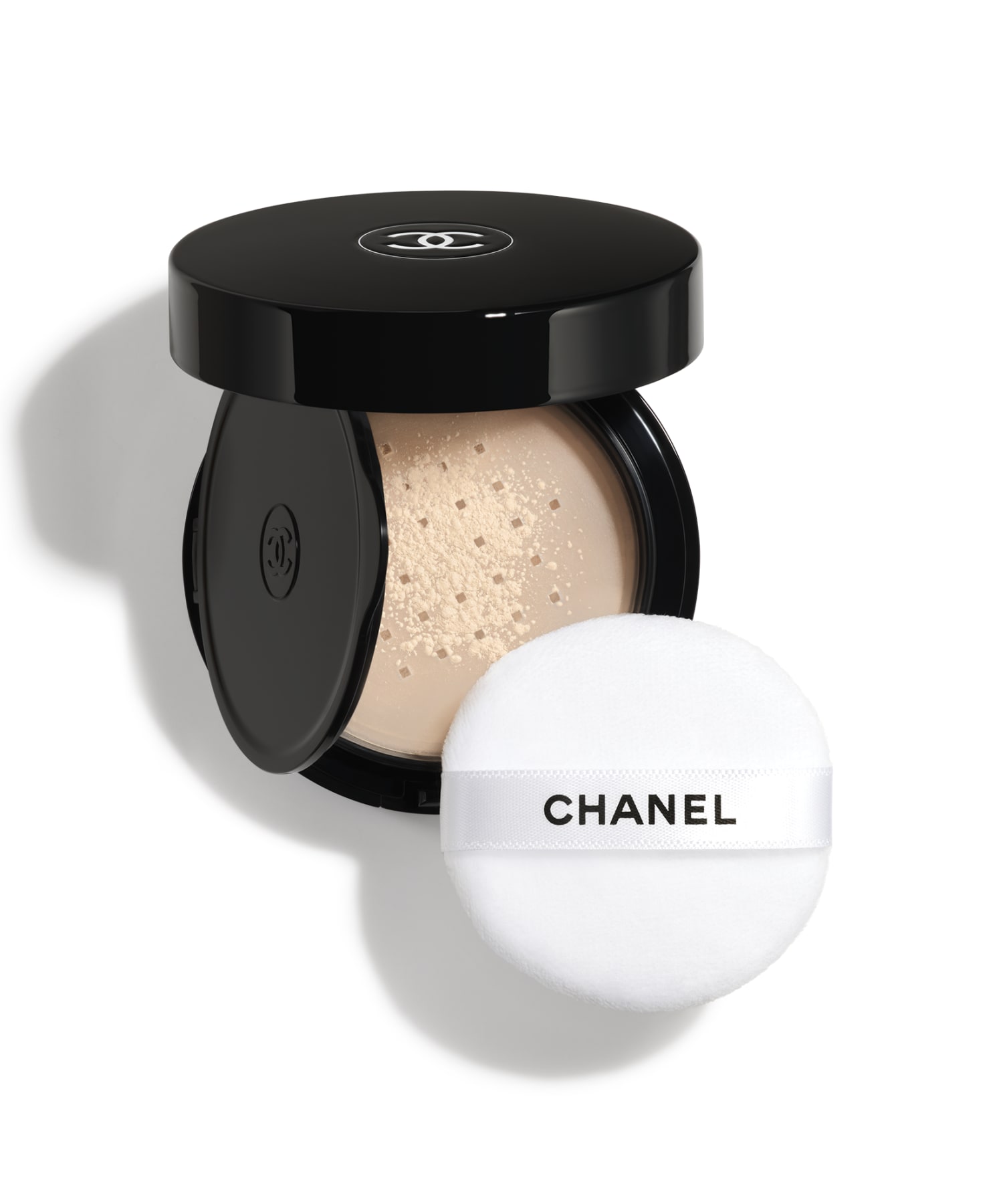 CHANEL�i�V���l���j�́u�v�[�h�D�� ���j���F���Z�� ���[�u�� �I��-�U-�S�[ ���[�X �p�E�_�[�i���������ɕ֗��ȃR���p�N�g �^�C�v�j�i�t�F�C�X�p�E�_�[�j�v�b30 �~�f�B�A��