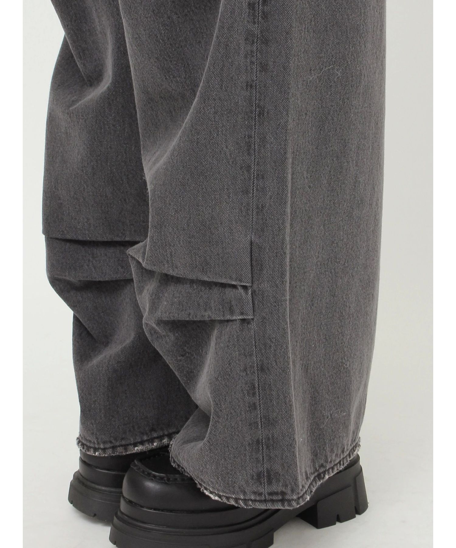 ニータックワイドデニムパンツ