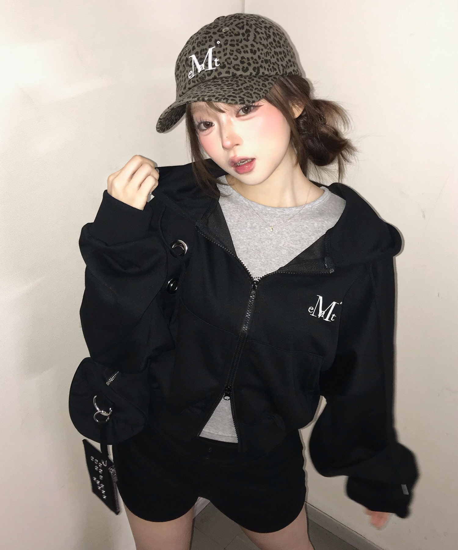 A'GEM/9 × .kom 『MUCENT/ムセント』 MUCENT DENVER 2-WAY HOOD ZIP-UP A'GEM/9 × .kom 『MUCENT/ムセント』 MUCENT DENVER 2-WAY HOOD ZIP-UP