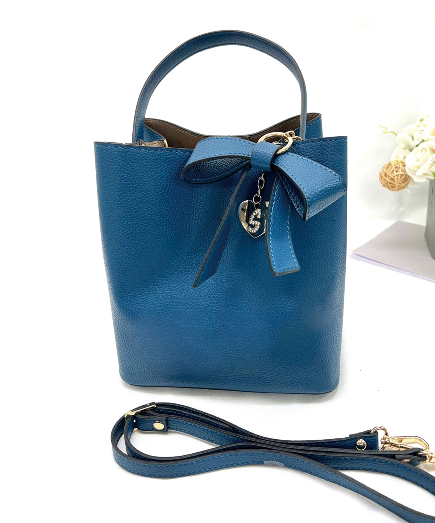 リボン付ワンハンドル2wayスクエアバッグ