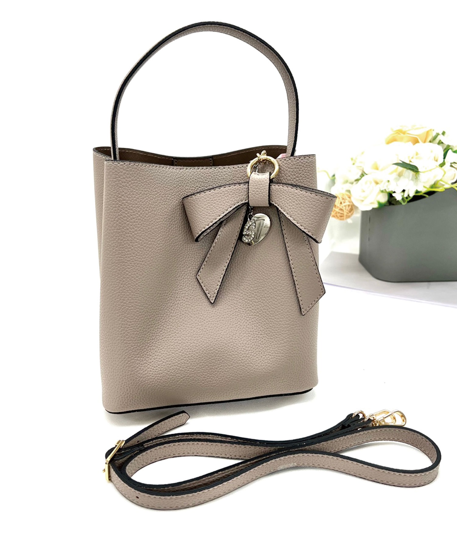 リボン付ワンハンドル2wayスクエアバッグ