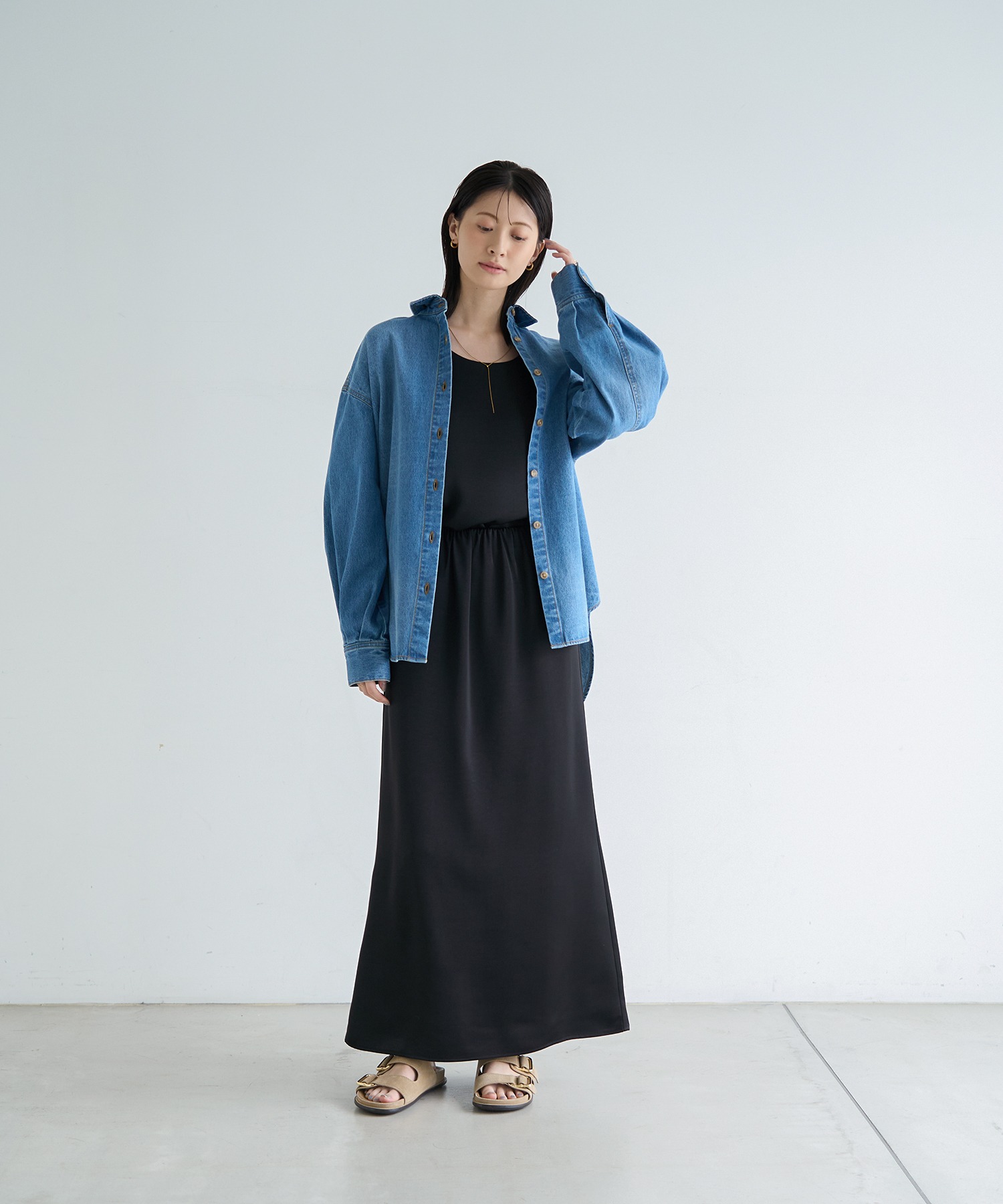model：H166　着用サイズ：M