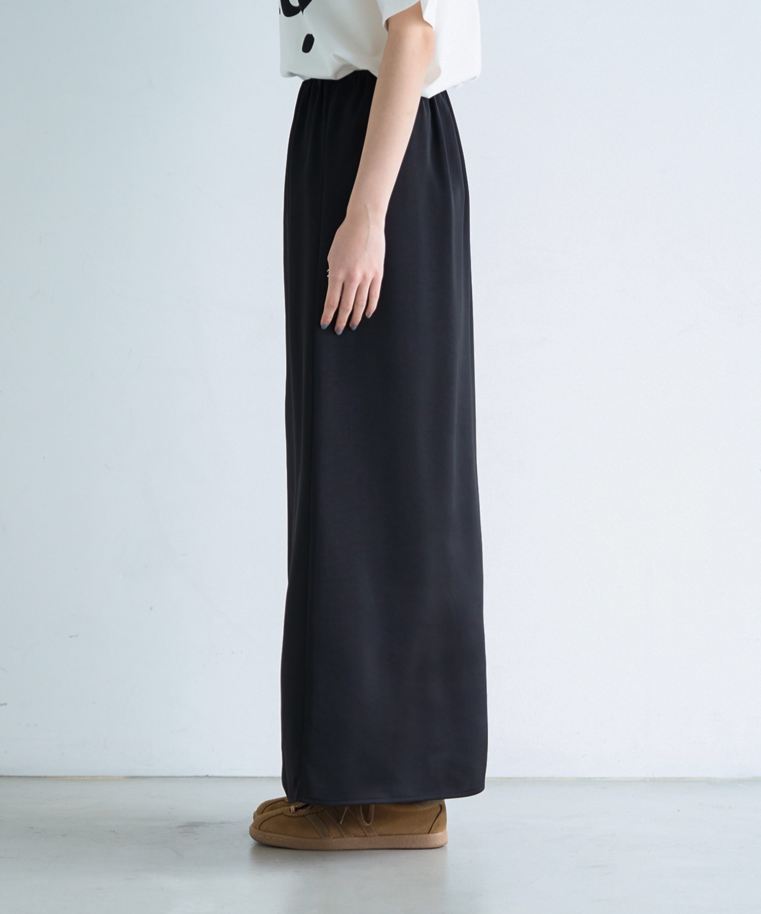 model：H166　着用サイズ：M
