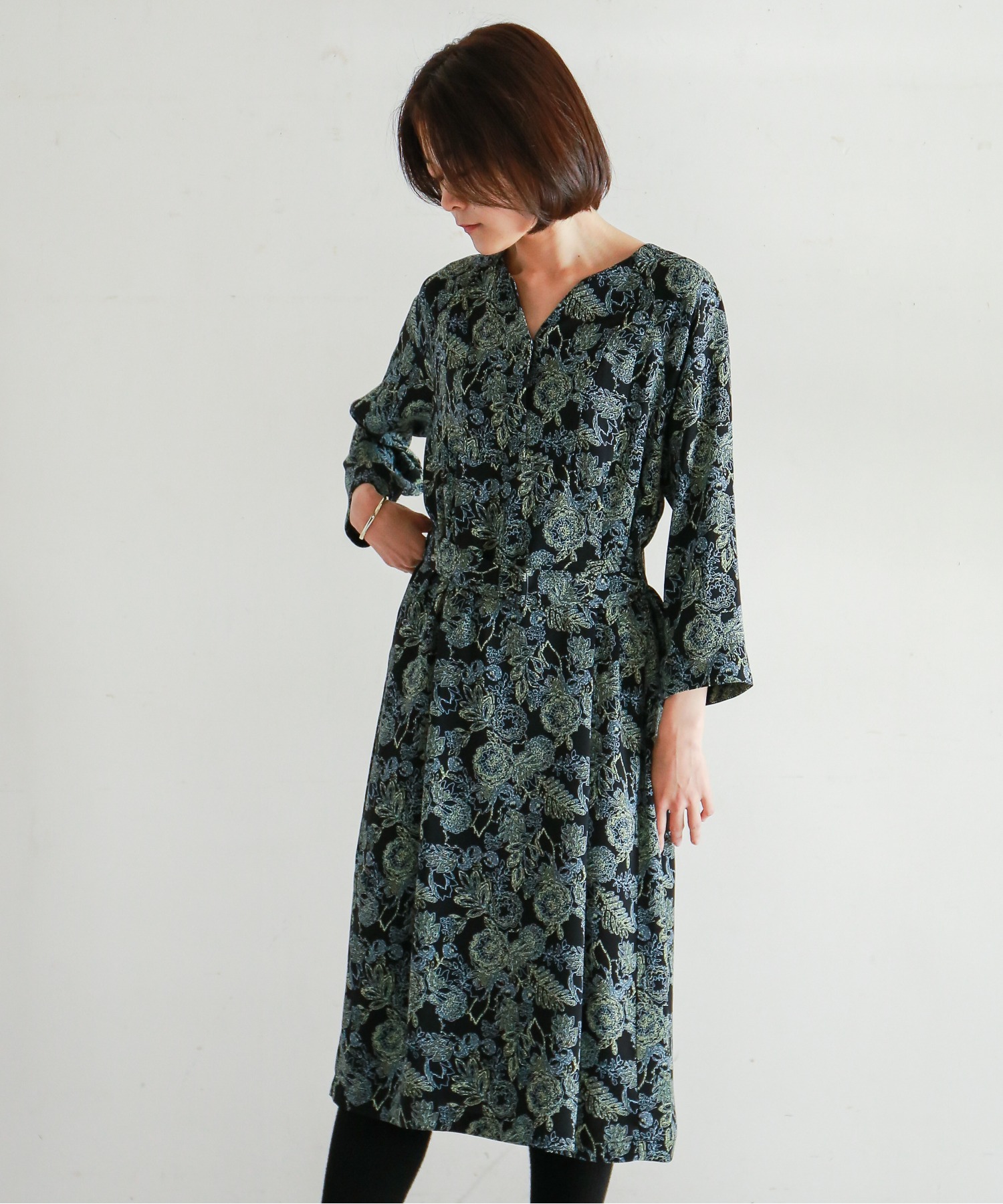 ﾗｲﾝﾌﾗﾜｰ ﾗｸﾞﾗﾝﾜﾝﾋﾟｰｽ Economlife Com