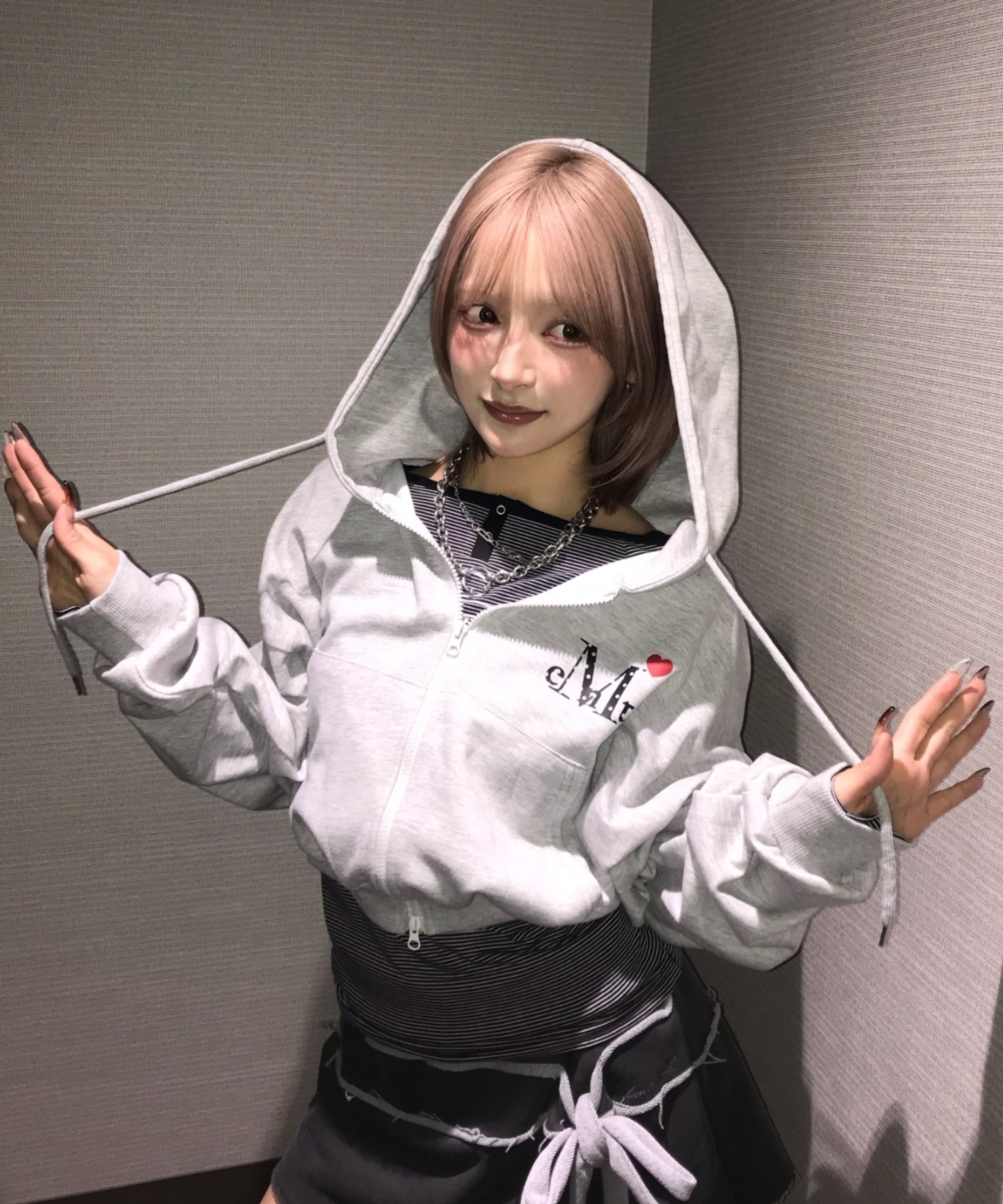 A'GEM/9 × .kom 『MUCENT/ムセント』 LOVRITS MINI HEART LOGO HOOD