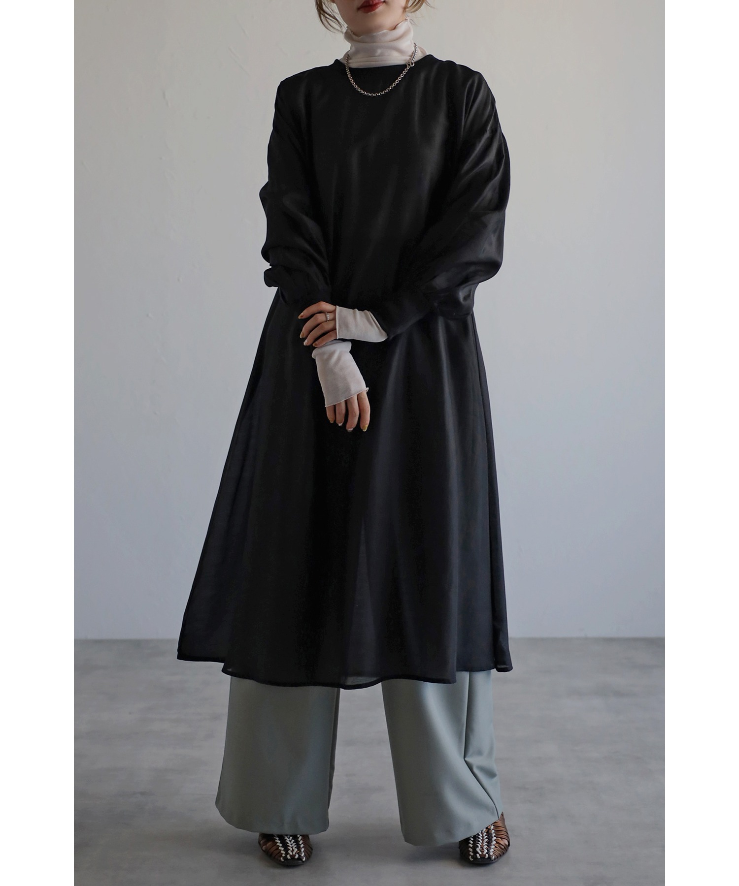 model：H158 着用サイズ：FREE