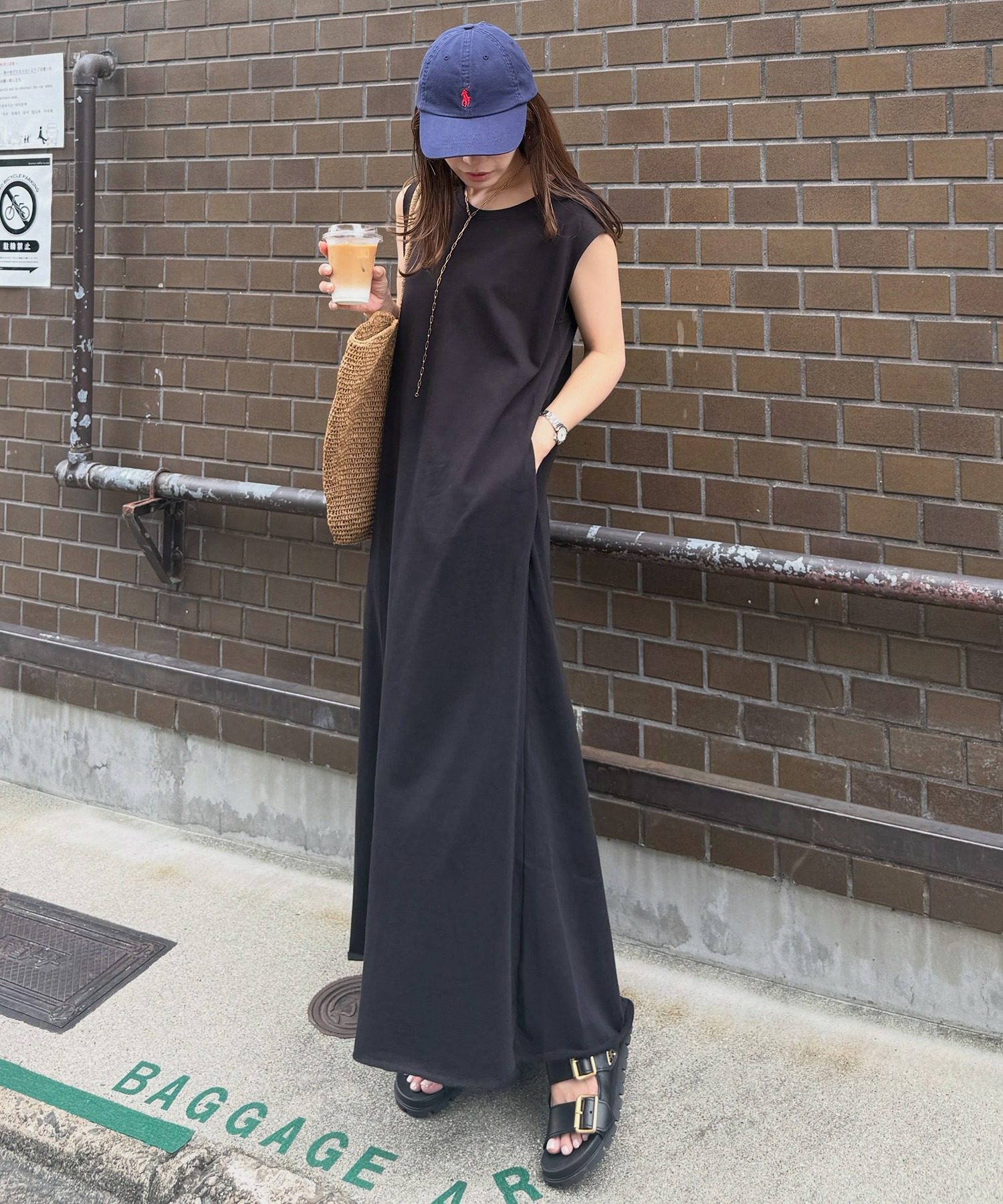 model：H159 着用サイズ：FREE