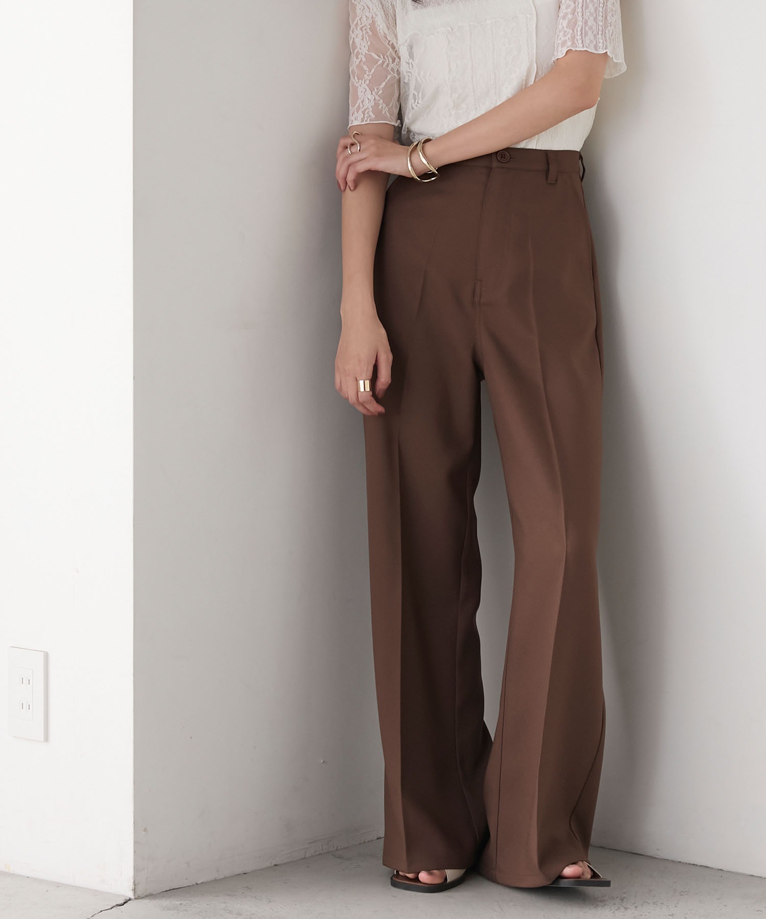 【美品】MARNI ストレートスラックス サイズ48 ブラウン 中古・古着通販】MARNI (マルニ) スラックス ブラウン サイズ:38