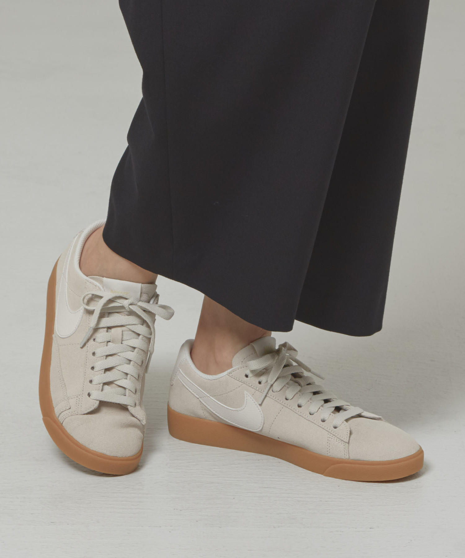 商品詳細 Nike ブレザーlow スエード スニーカー Outlet アウトレット 公式通販