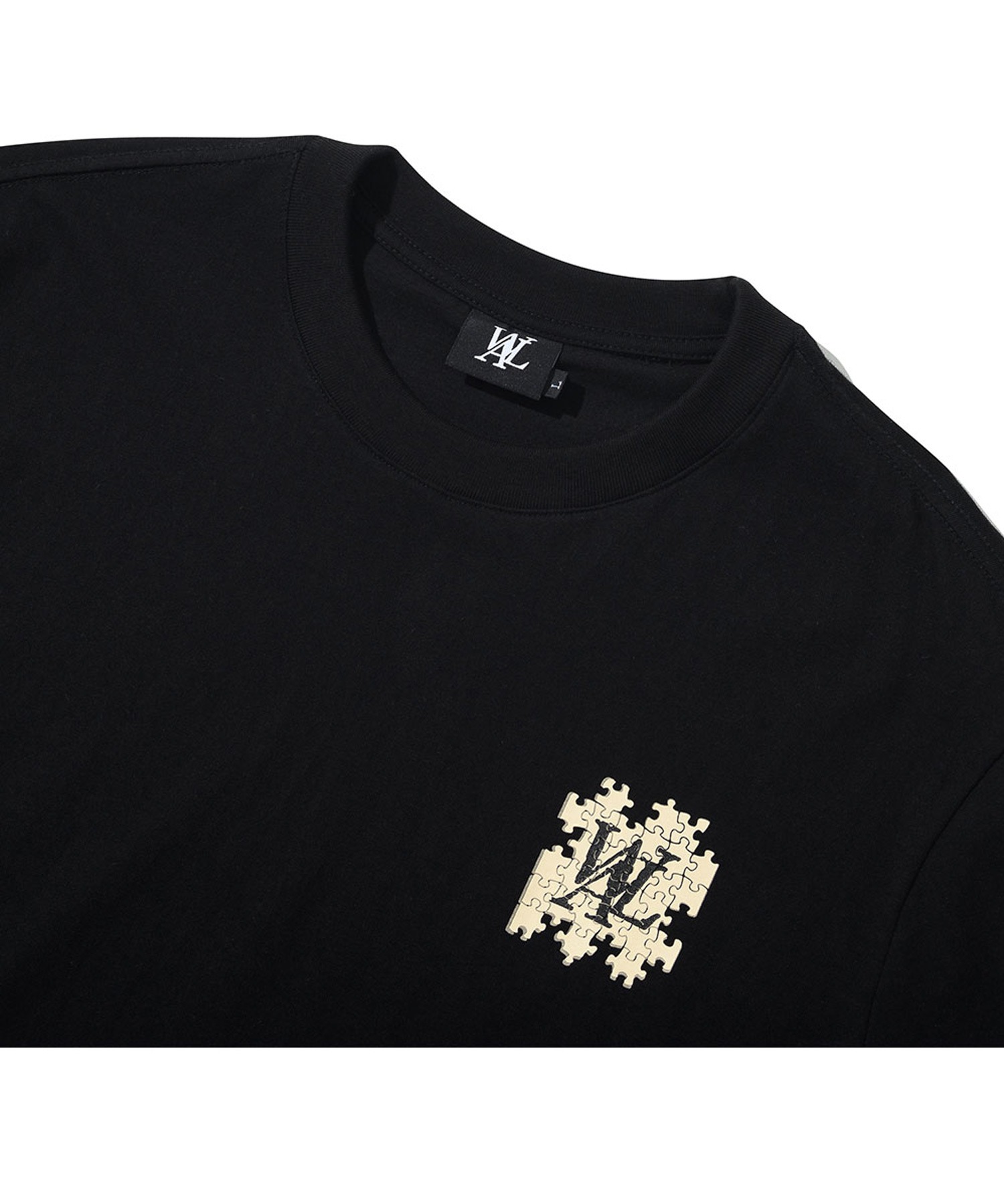 ☆韓国の人気☆【WOOALONG】☆Graphic half sleeve T-Shirt.s☆ WOOALONG/ウアロン』Puzzle logo T-shirt/パズルロゴ ワン