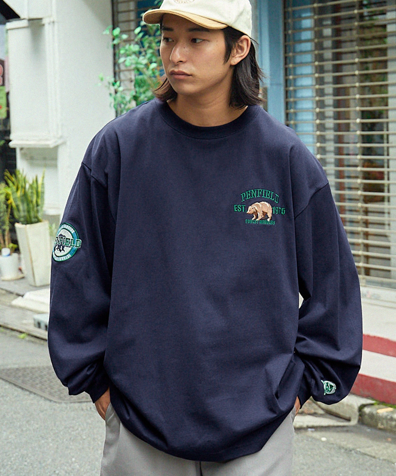 PENFIELD/ペンフィールド 別注 カレッジロゴ ワッペン刺繍ビッグシルエット長袖Tシャツ MONO-MART│MONO-MART [モノマート]  公式オンラインストア