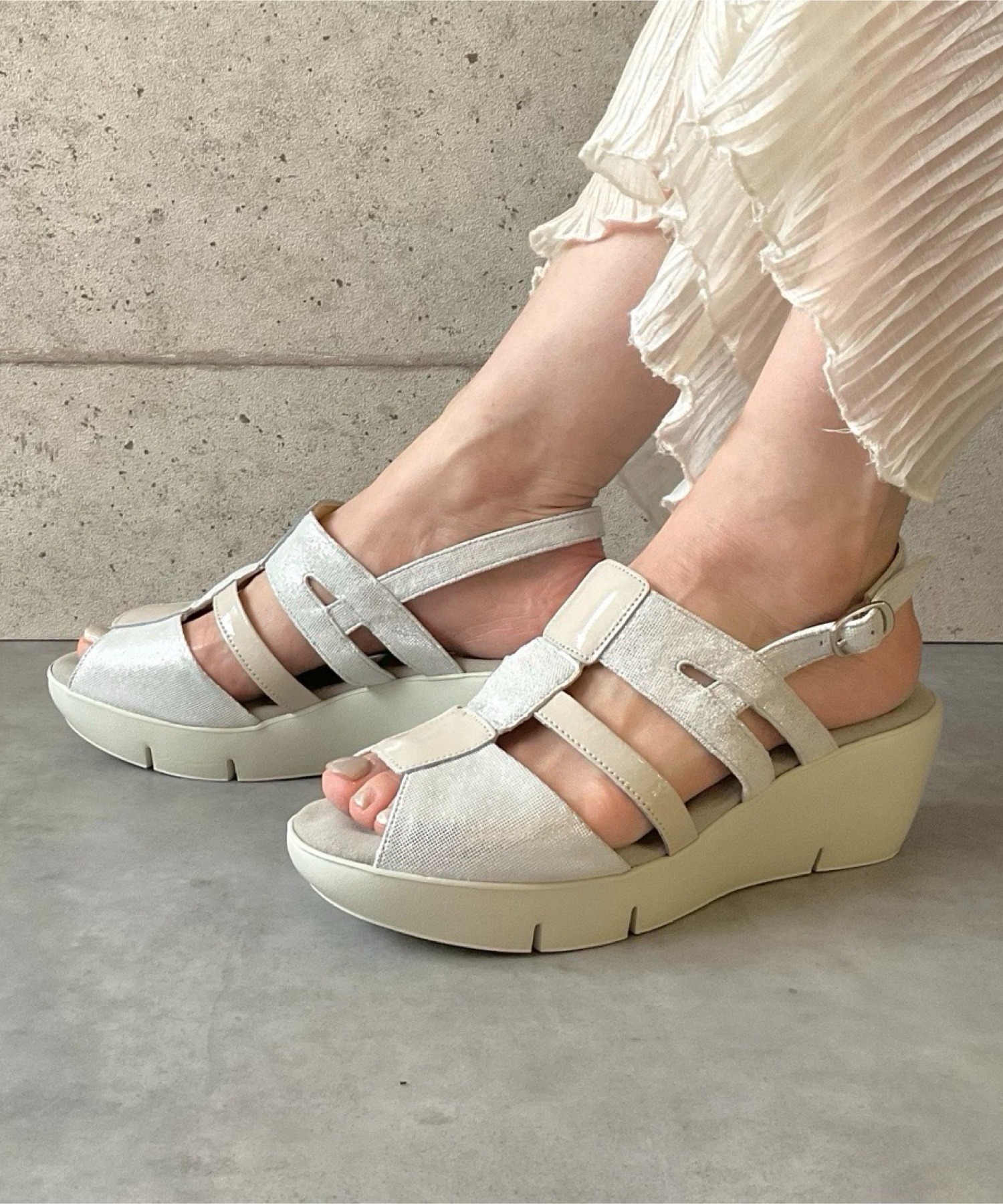 日本製／本革／軽量／3E幅】ふかふかポコポコインソール 異素材グルカ