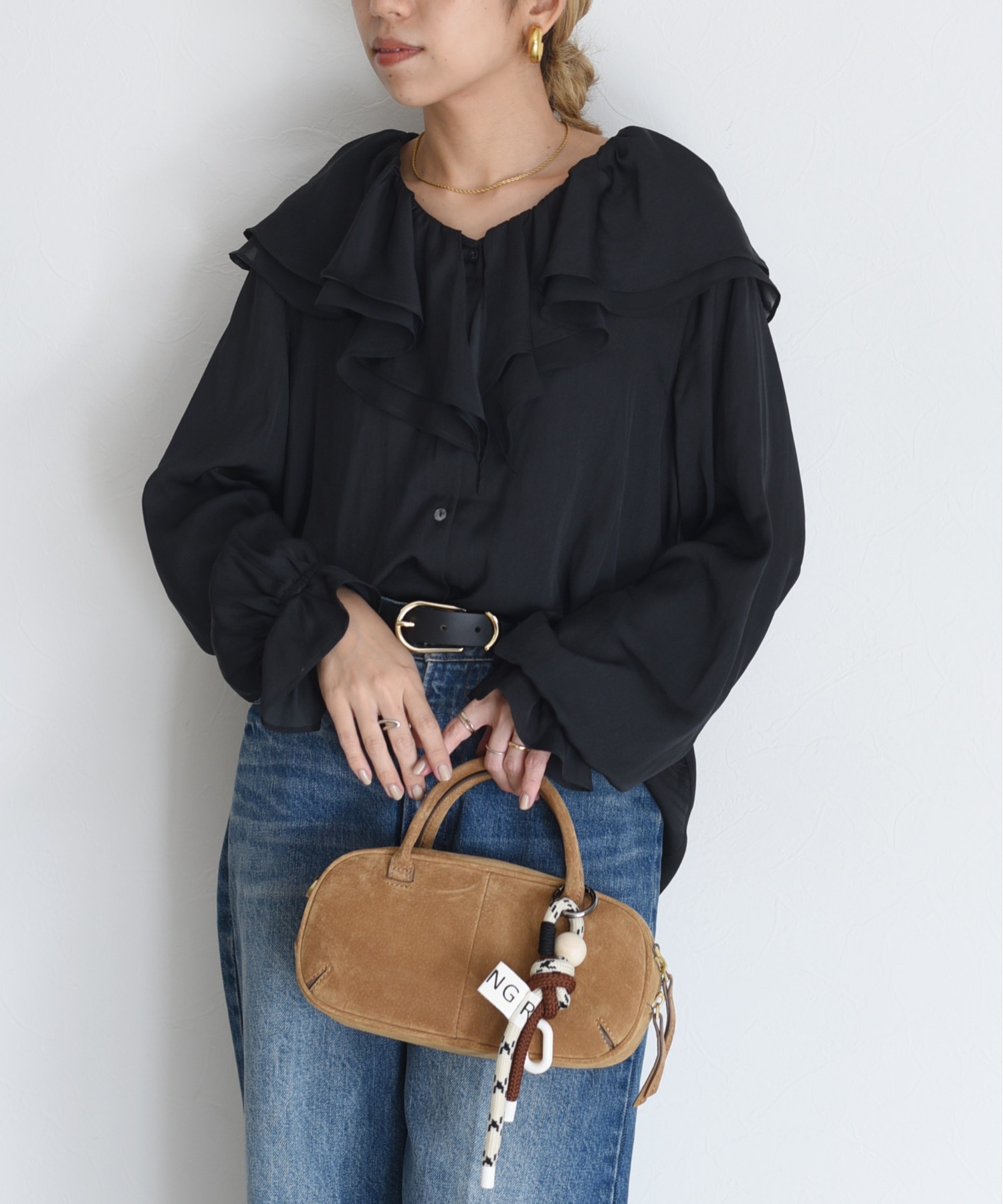 フリルカラーブラウス Eimee Law│Eimee Law & LHELBIE 公式オンライン