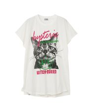 THE WITCH QUEEN Tシャツ