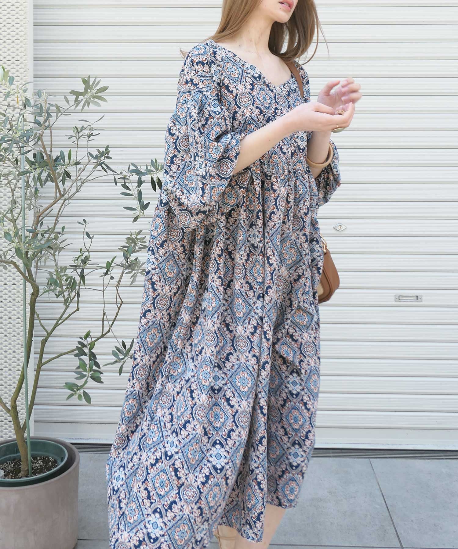 エスニックバルーンスリーブワンピース 流行