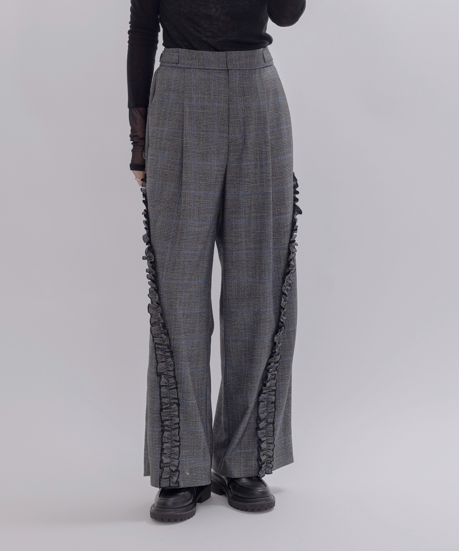 アーチフリルスラックスパンツ Eimee Law│Eimee Law & LHELBIE 公式