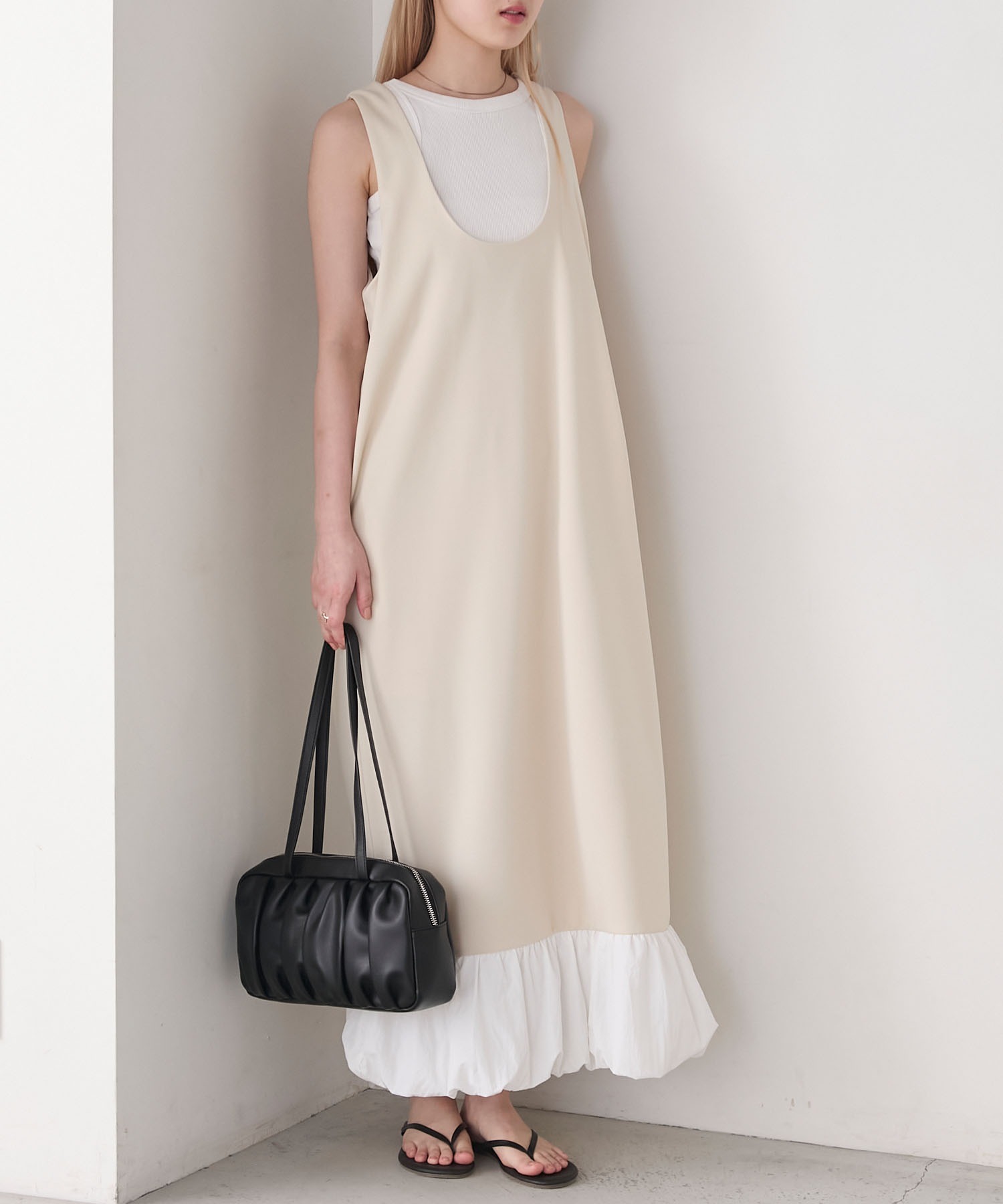 OMMO ノースリーブワンピース ブラック/オリーブ OMMO ノースリーブワンピース ブラック/オリーブ