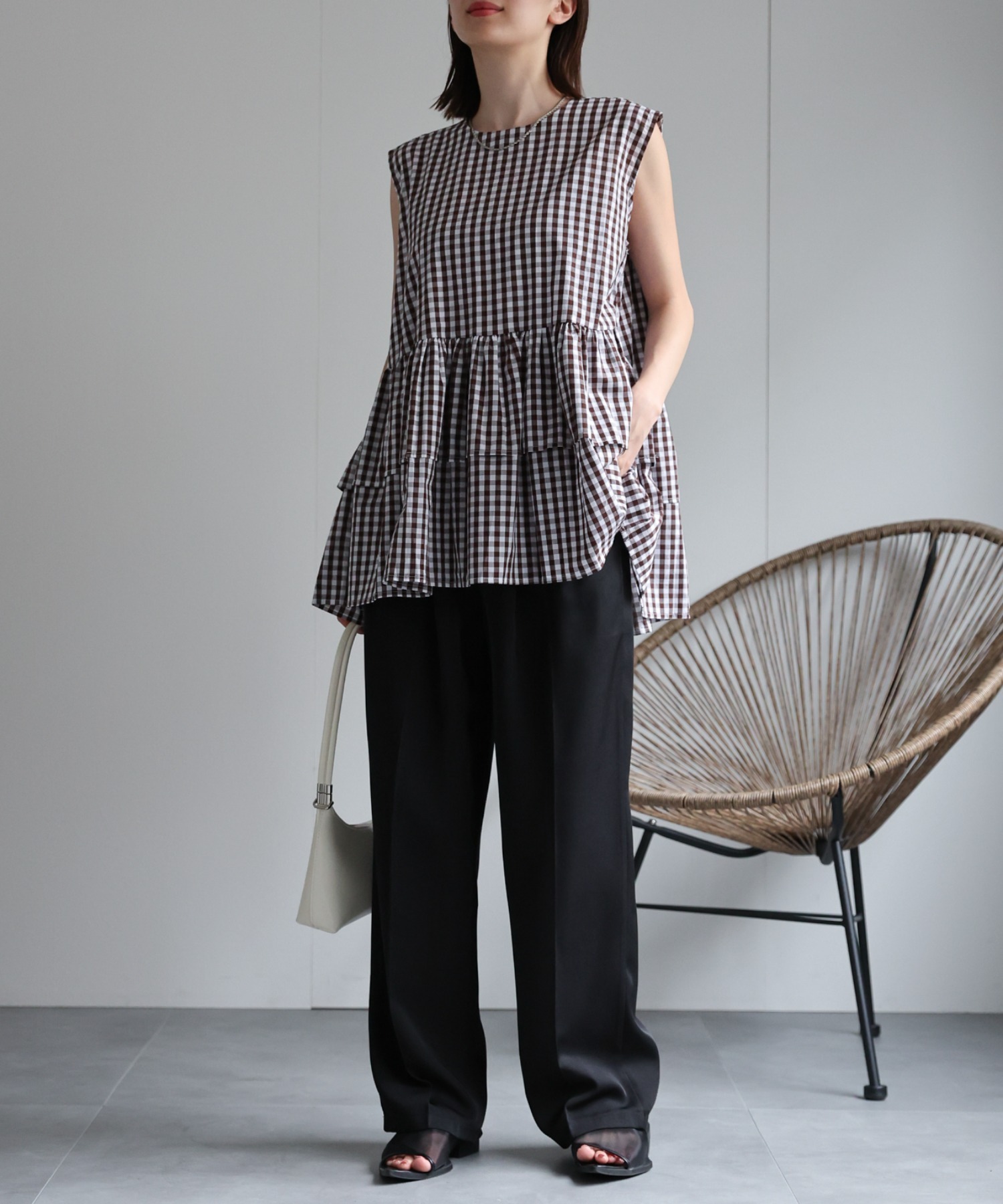 model：162cm 着用サイズ：F