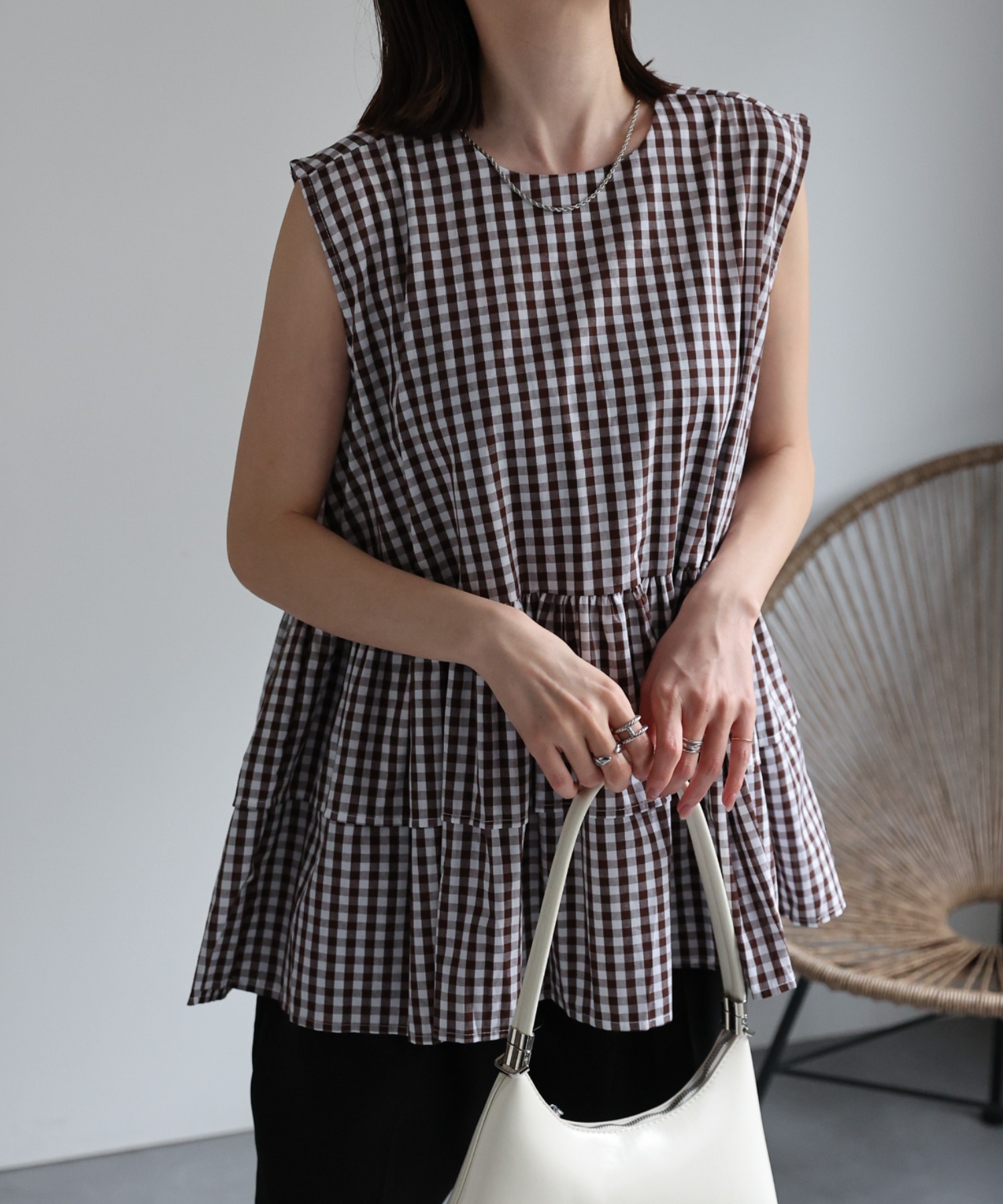 model：162cm 着用サイズ：F