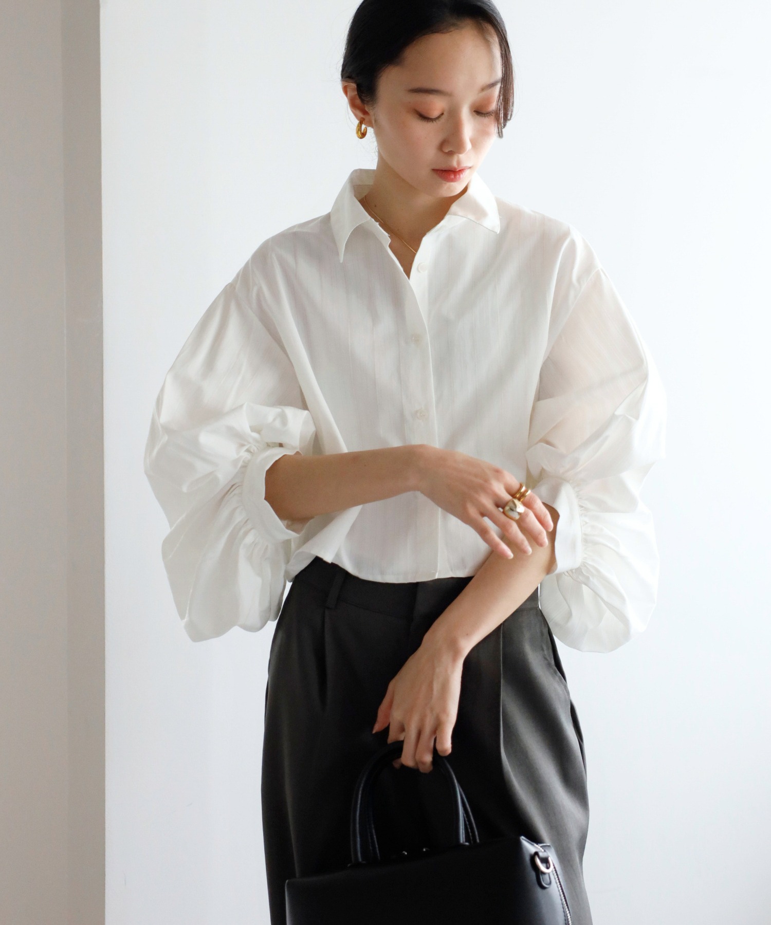 model：H161 着用サイズ：FREE