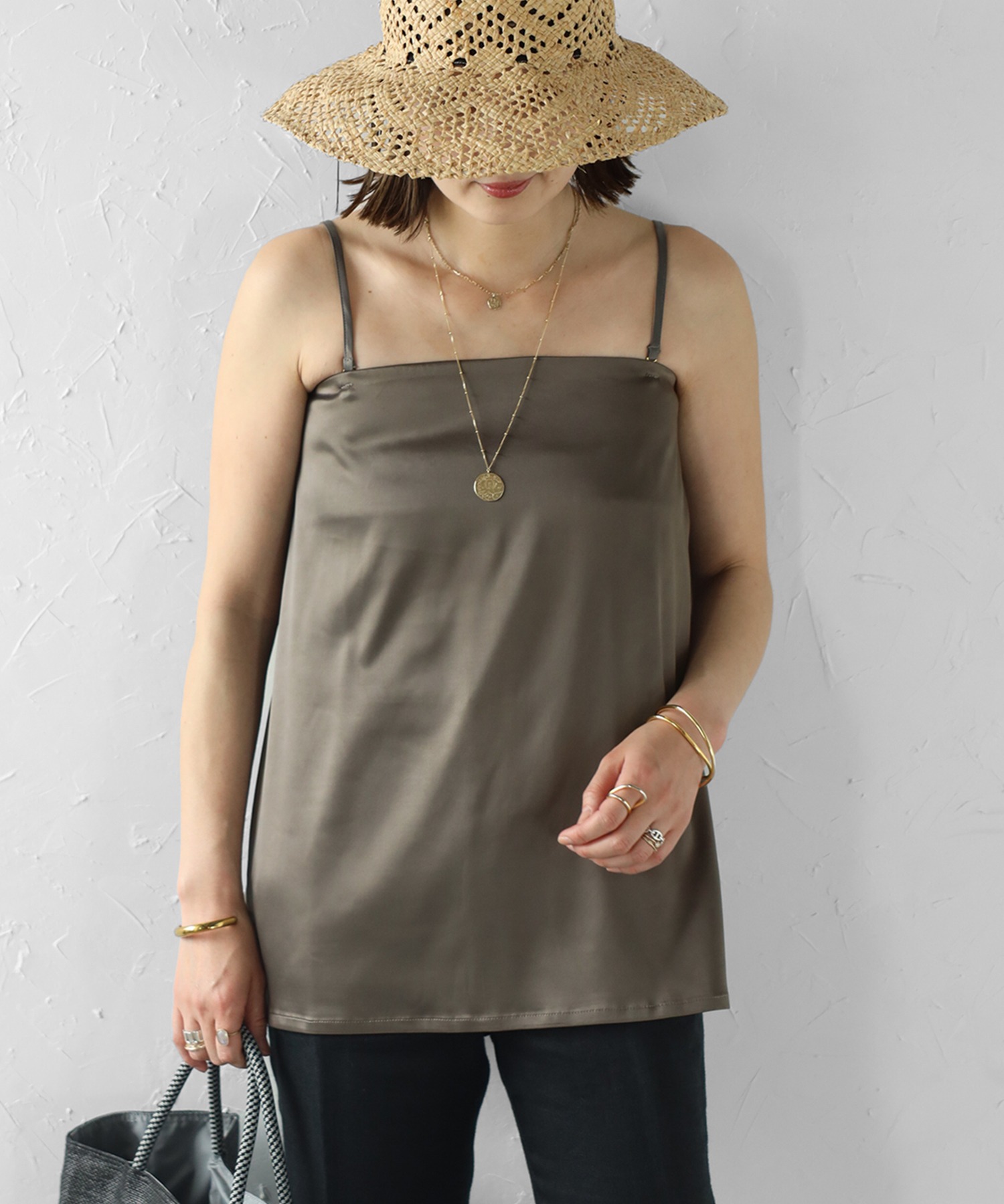 model：H158 着用サイズ：FREE