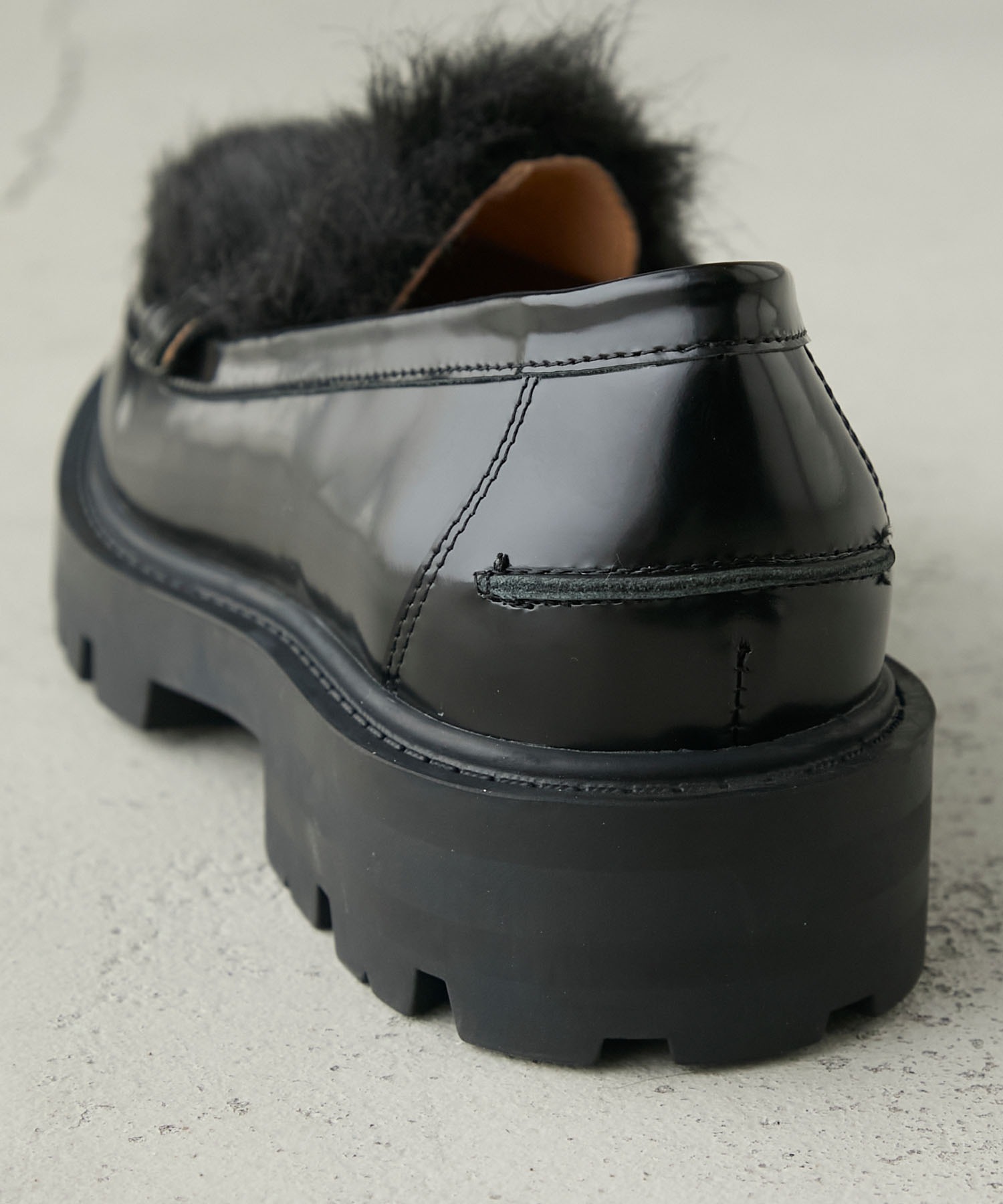 forksy.】【ARTESANOS / アルテサノス】本革 ボリュームソール ファー