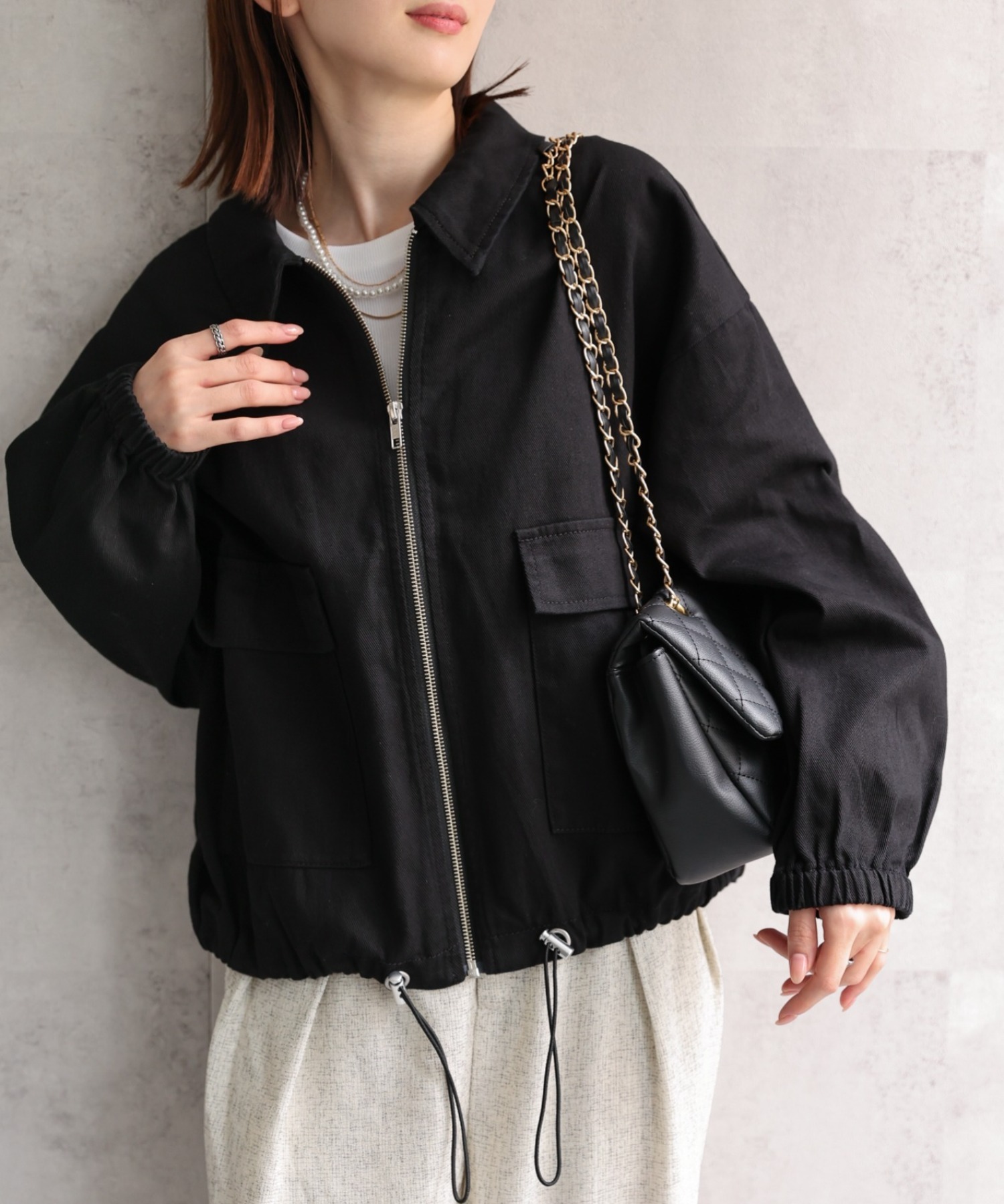 新色：ブラック
model：162㎝着用サイズ：F