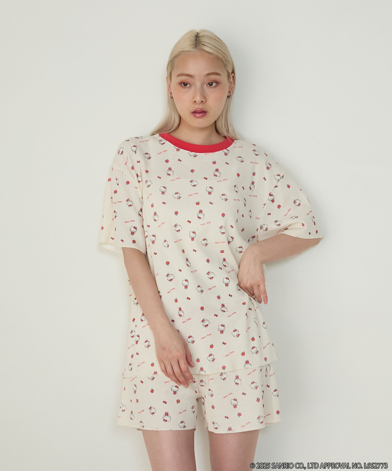 Hello Kitty 花柄パジャマ ルームウェア 上下セット 1997 Hello Kitty 花柄パジャマ ルームウェア 上下セット 1997