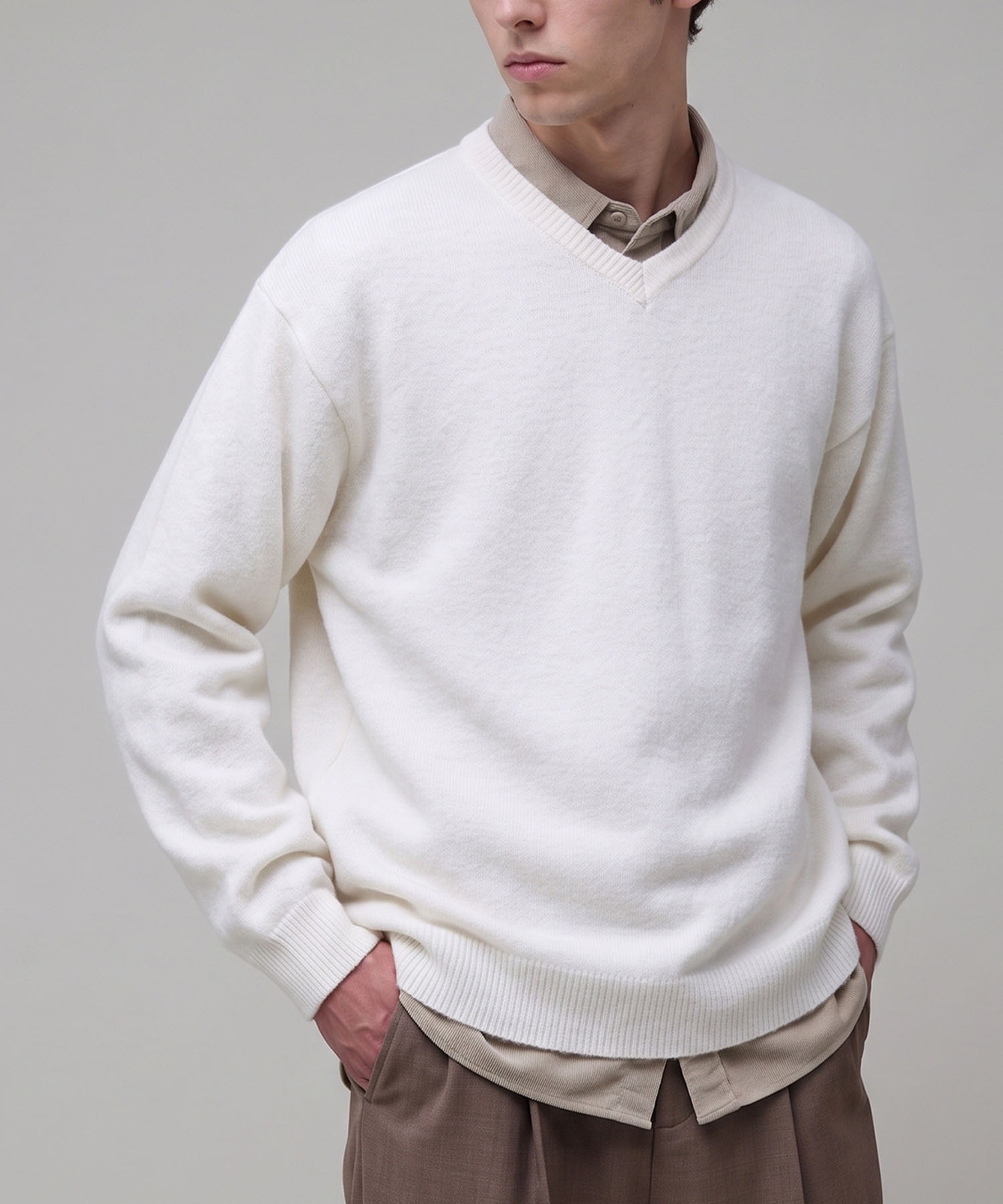 SCANDREWS ホワイト M セーター EASENCE】メランジミックスヤーン Vネック ニットプルオーバー