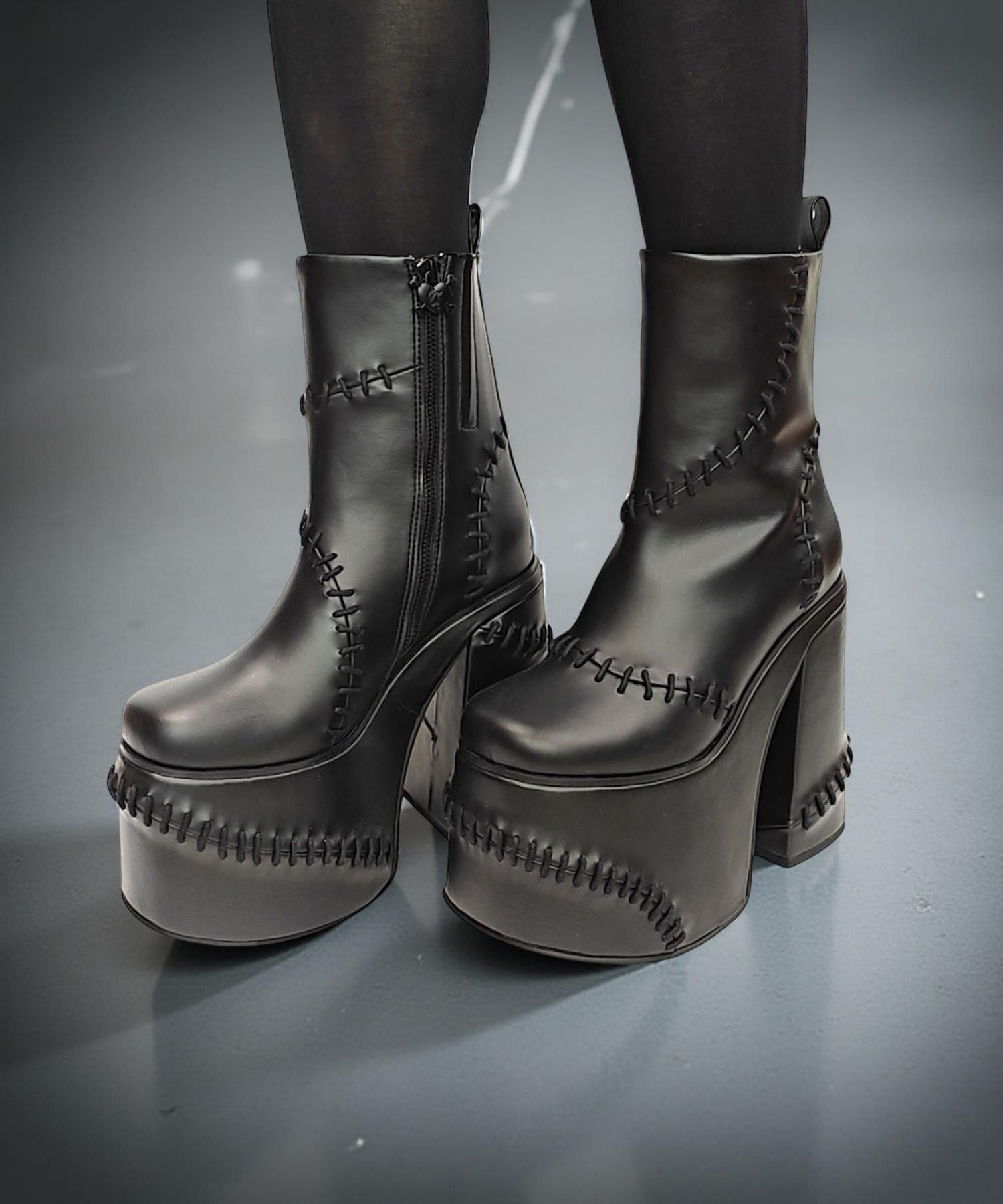 DERIVE×チャレンジャー　ブーツ　ブラック　10.5　28.5　ペイズリー DERIVE×チャレンジャー ブーツ ブラック 10.5 28.5 ペイズリー 2025年