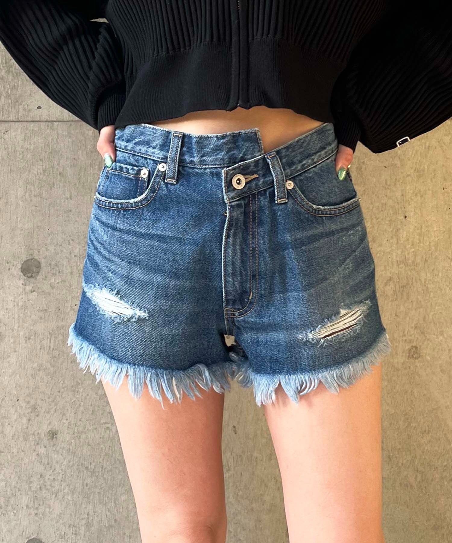 MLB】ダメージデニムショートパンツ BACK TO THE FIELD MLB】ダメージデニムショートパンツ BACK TO THE FIELD
