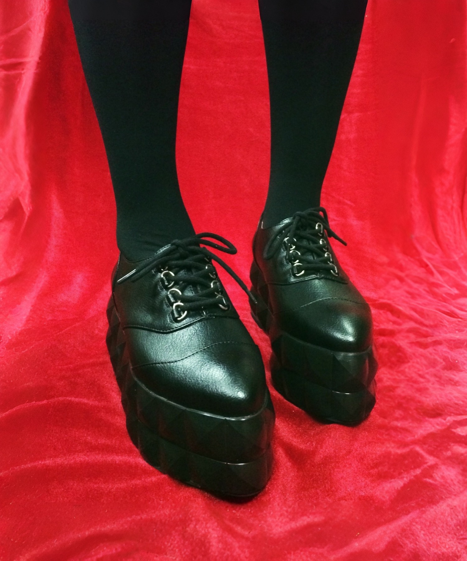 幾何学ソール 厚底レースアップシューズ Charla Tedrick│Jeffrey