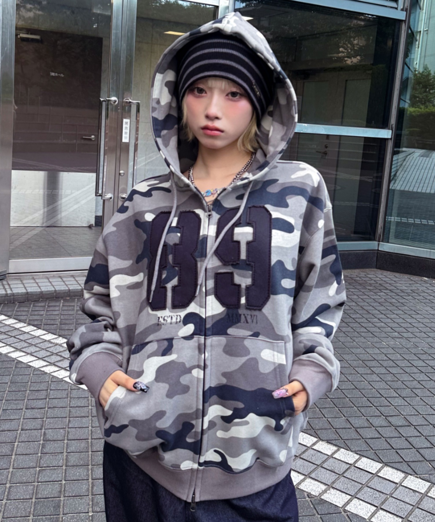 mahagrid/マハグリッド』 CAMO APPLIQUE ZIP UP HOODIE/迷彩柄