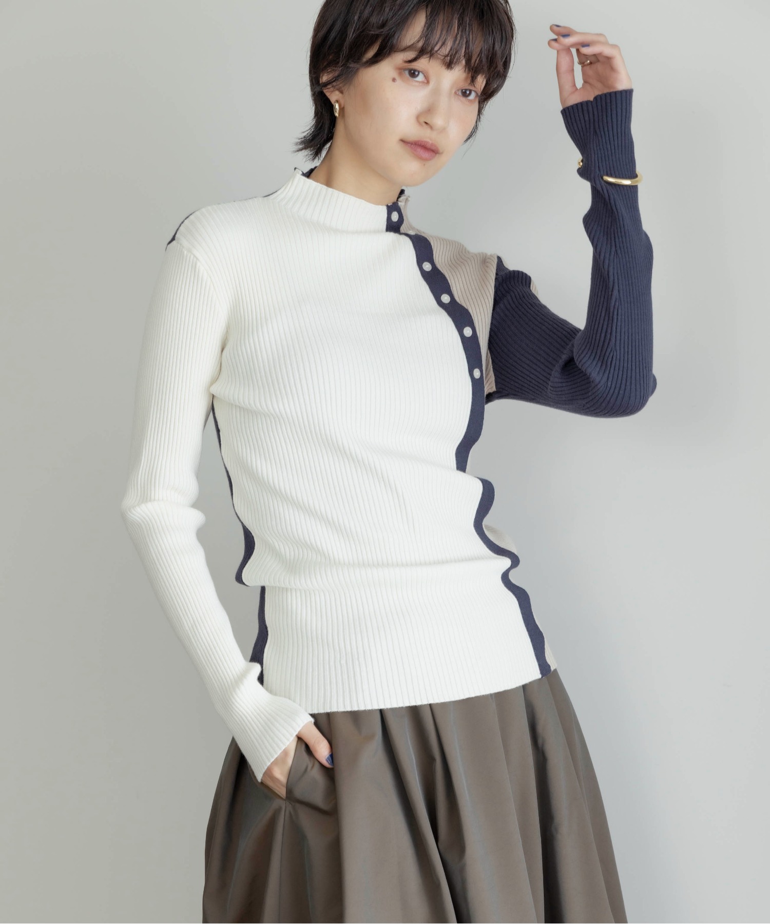 Eimee Law（エイミーロウ）の「キルトJQスリーブニットボレロ