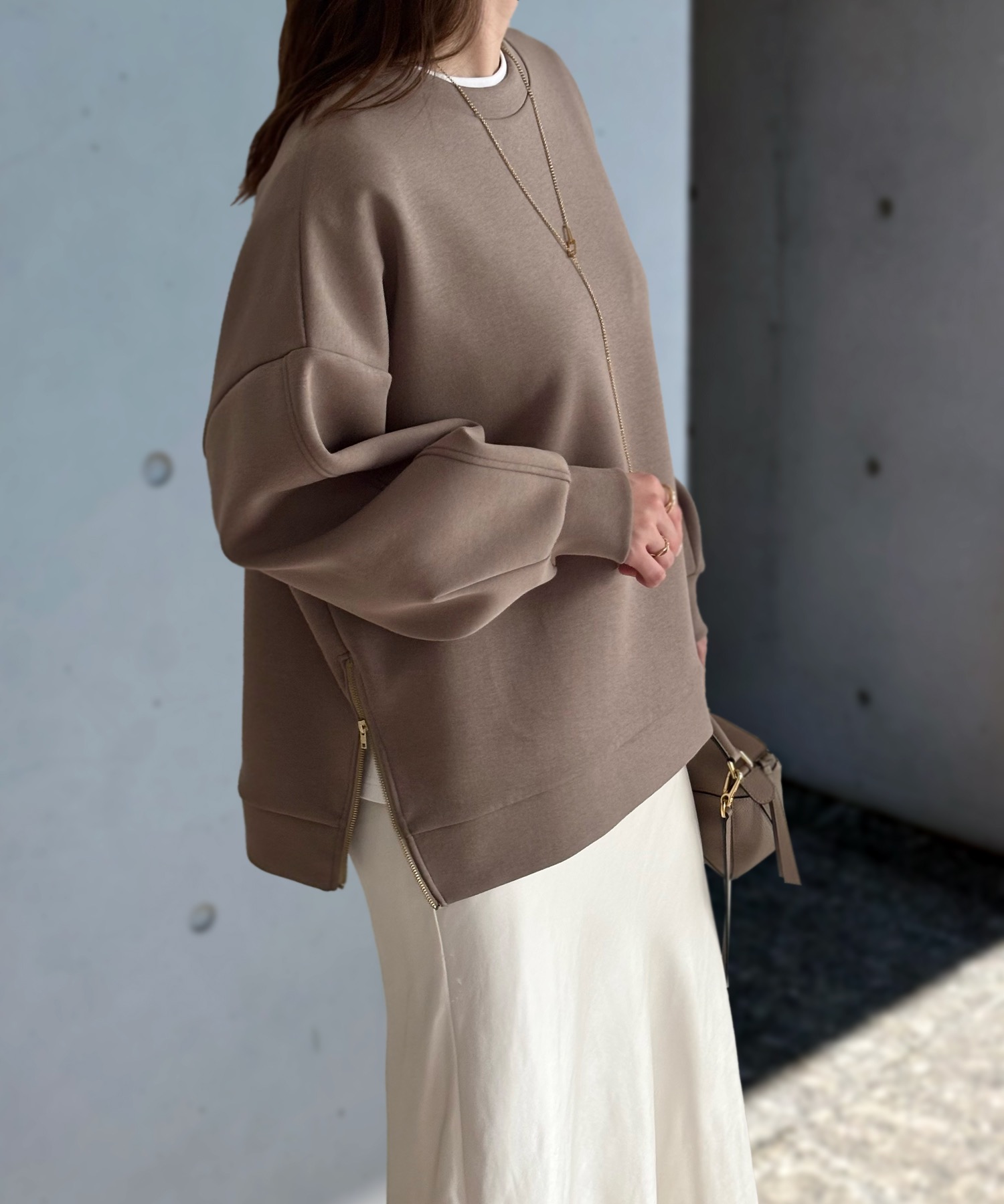 ダンボールサイドジップクルーネックプルオーバー Emma Taylor